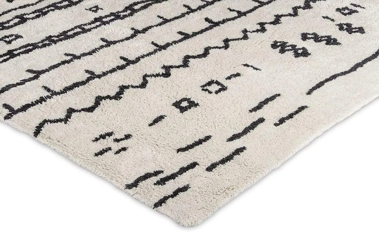 Gigi Black and Ivory Tribal Washable Berber Rug *NO RETURNS UNLESS FAULTY