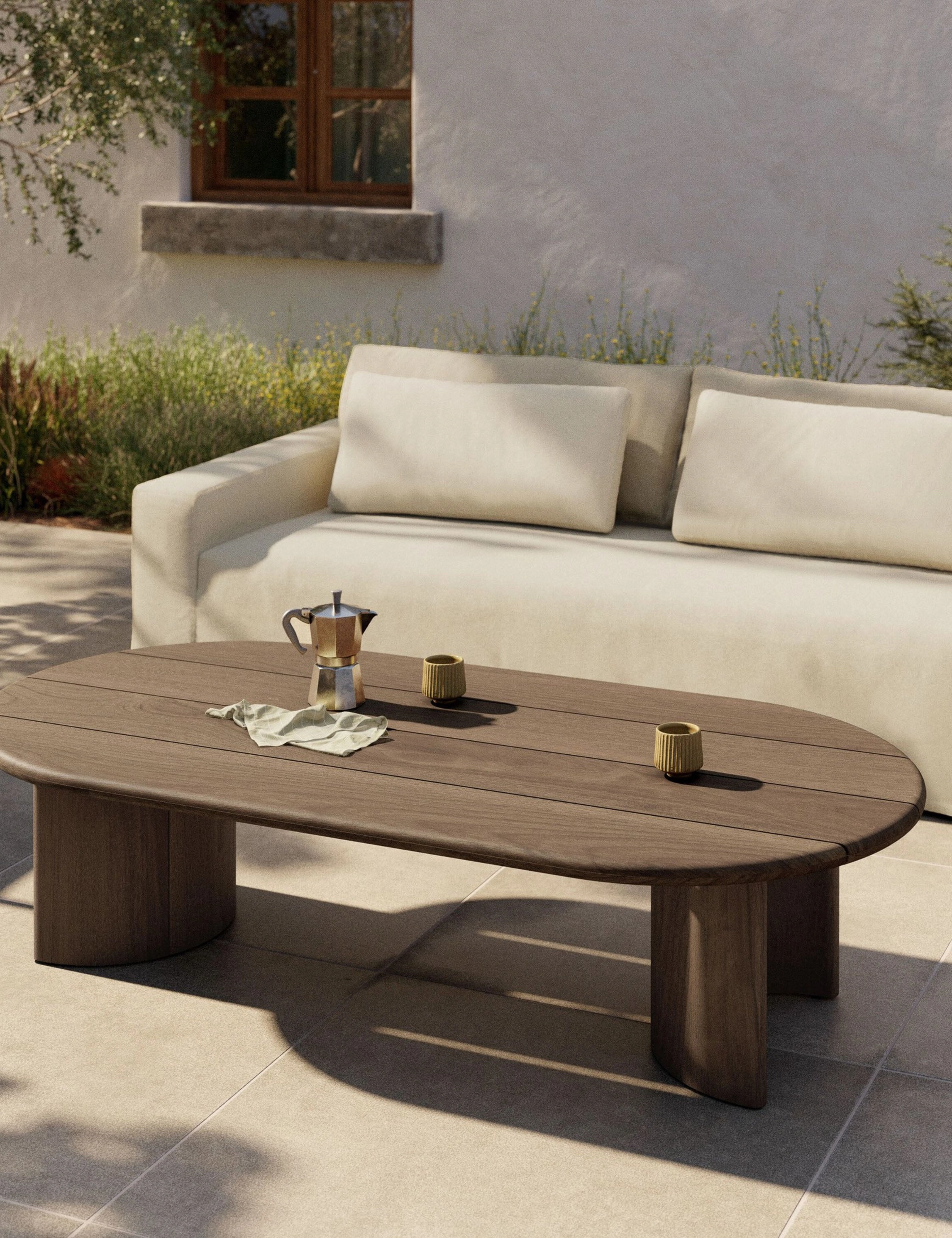 Gilda Outdoor Oval Coffee Table