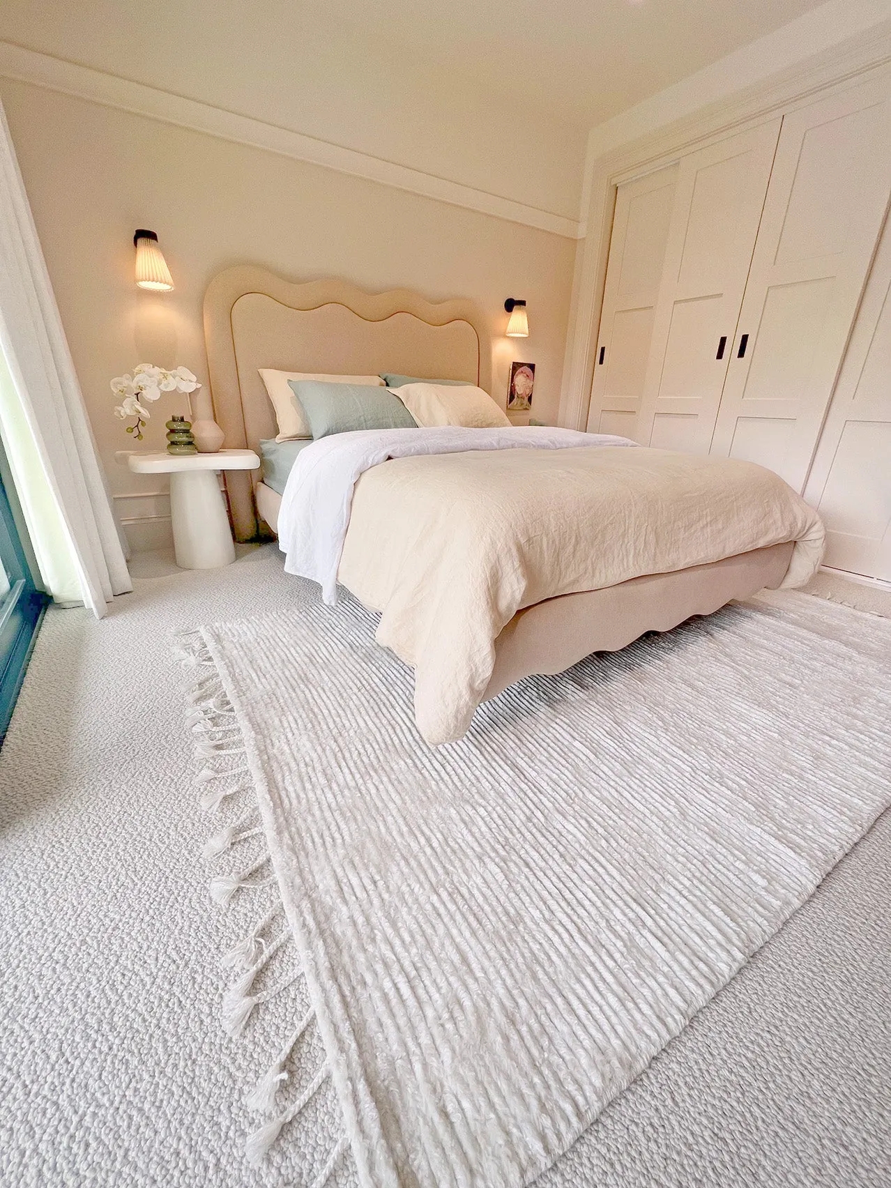Ginta Luxe Ivory PET Cut Pile Rug *NO RETURNS UNLESS FAULTY