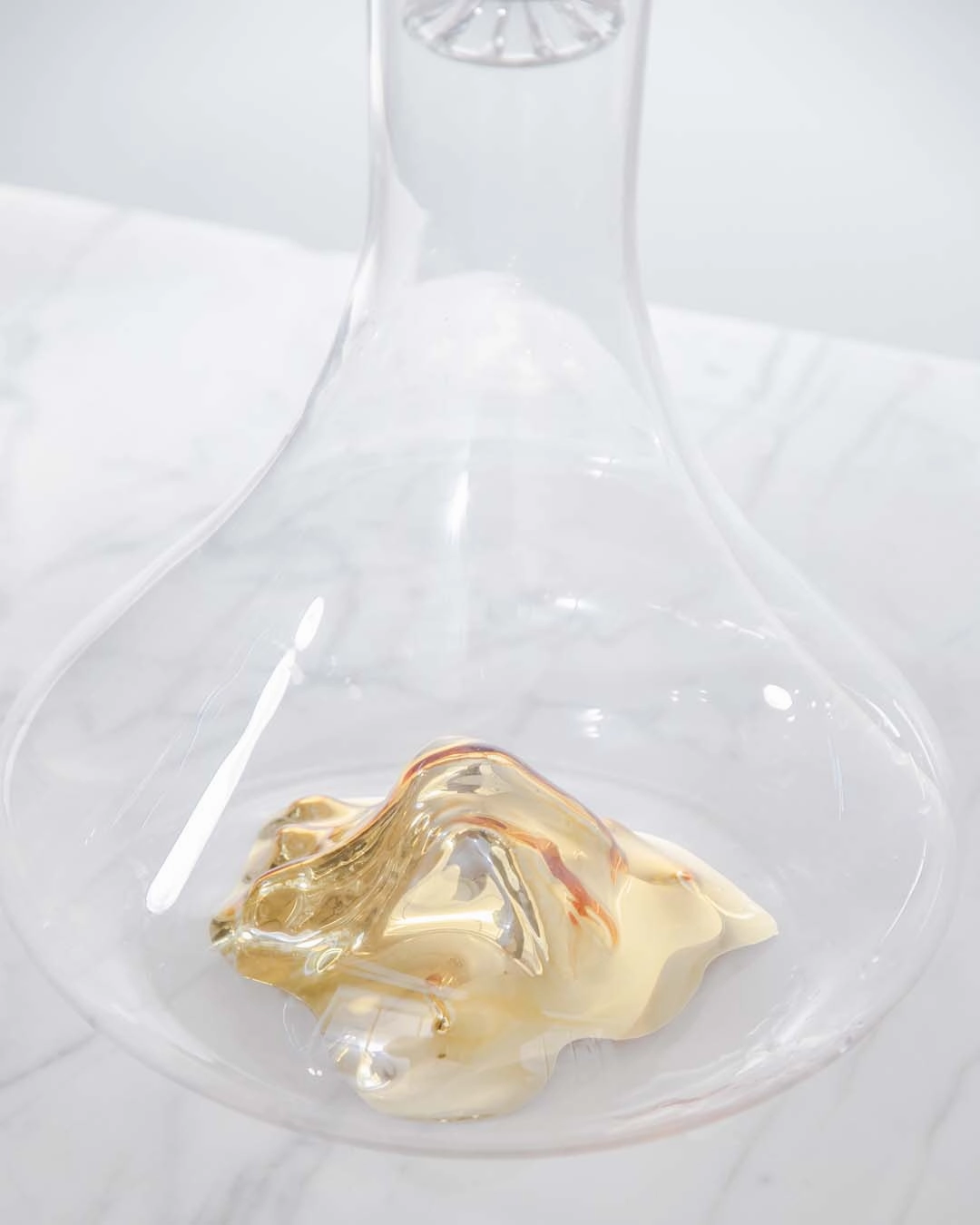 Golden Iceberg Whiskey Glass Decanter