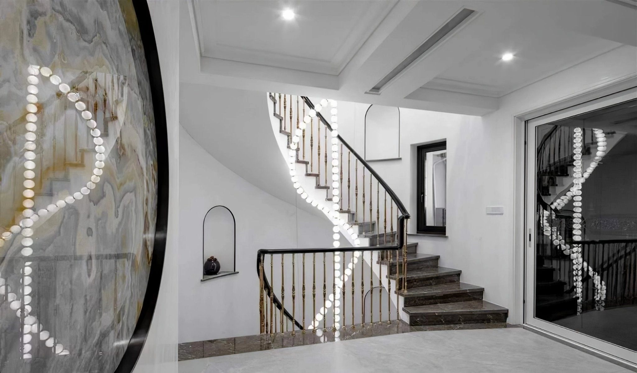 Halti Necklace Acrylic Chandelier