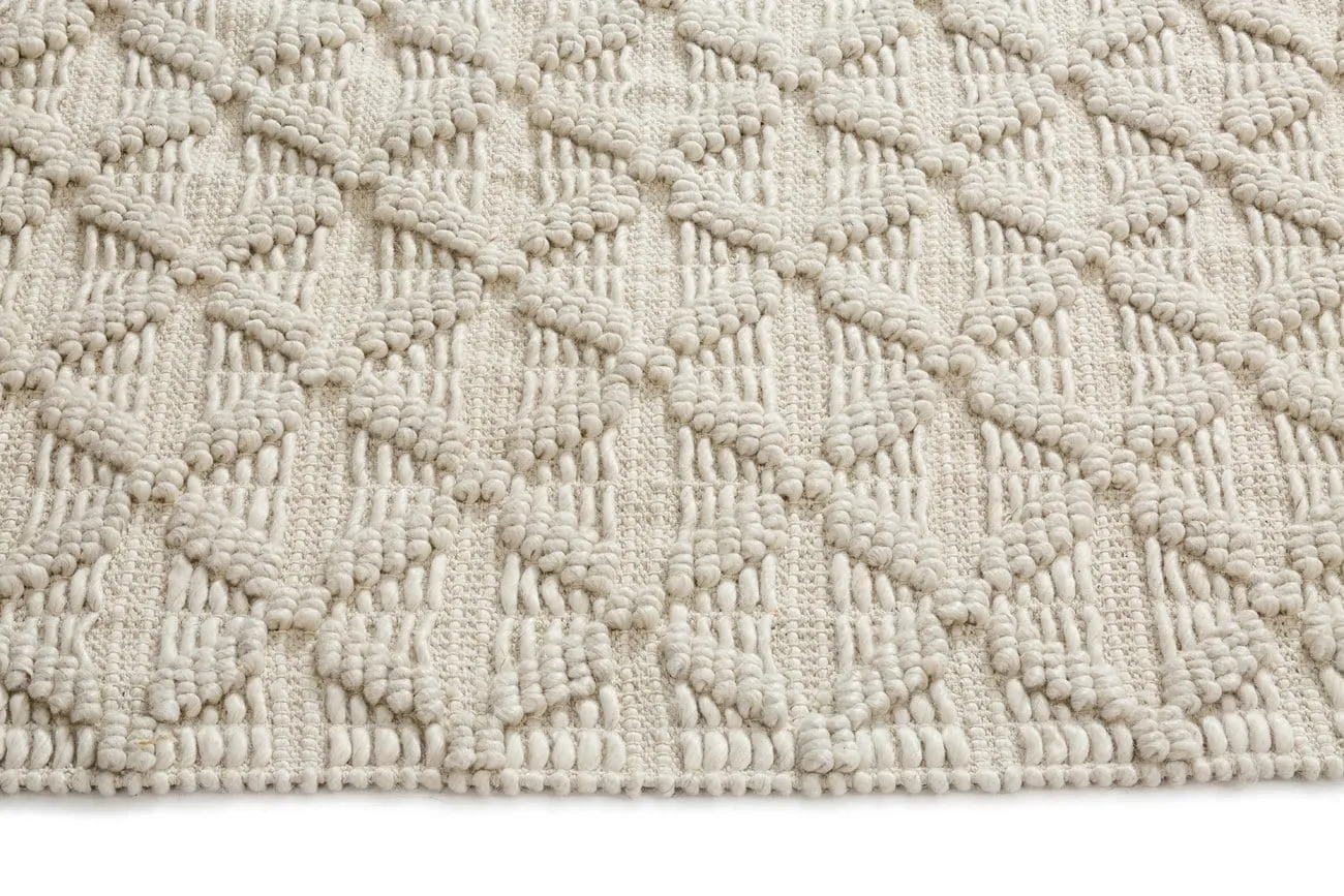 Hanna Ivory Leaflets Wool Blend Rug