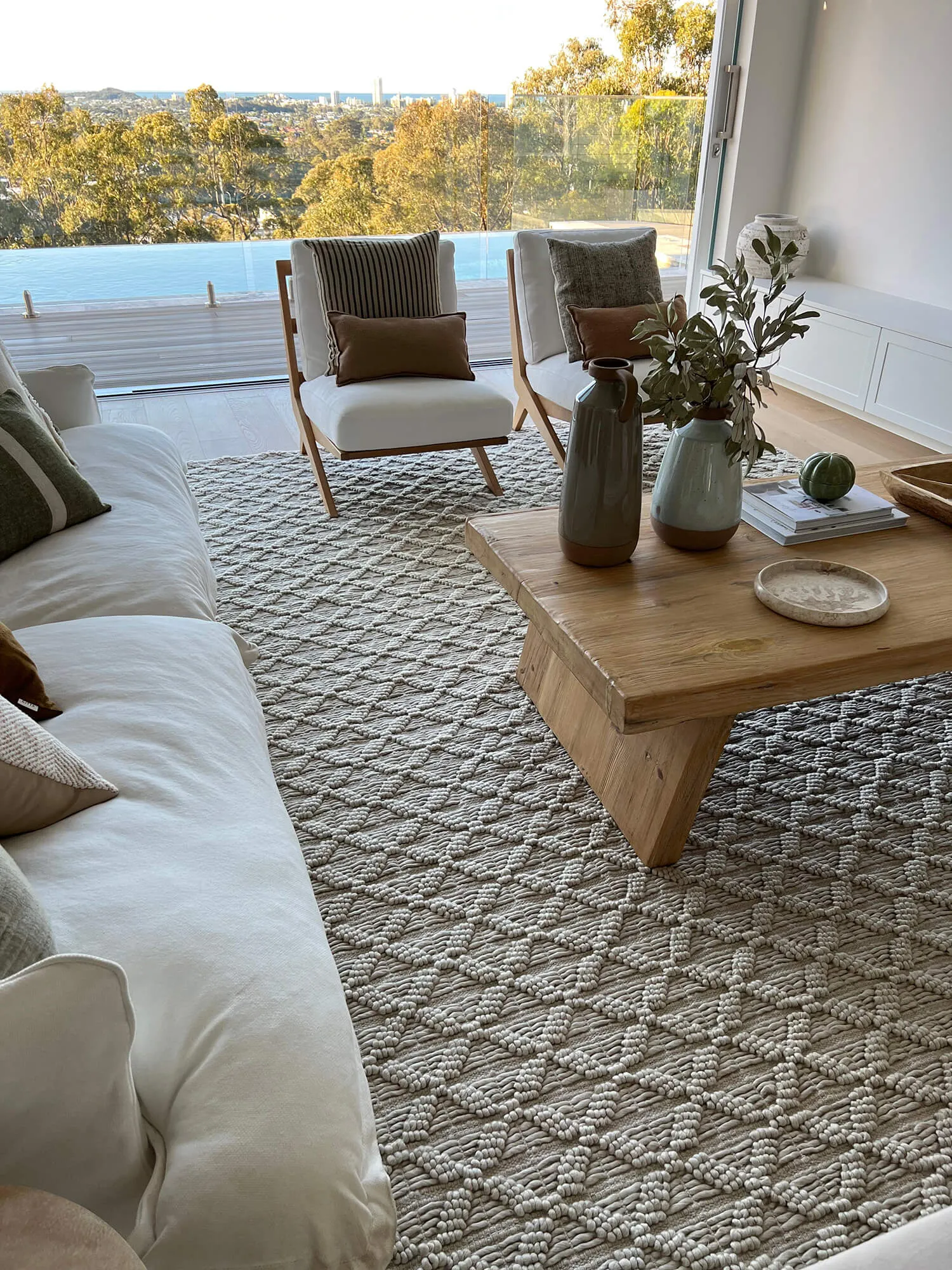 Hanna Ivory Leaflets Wool Blend Rug
