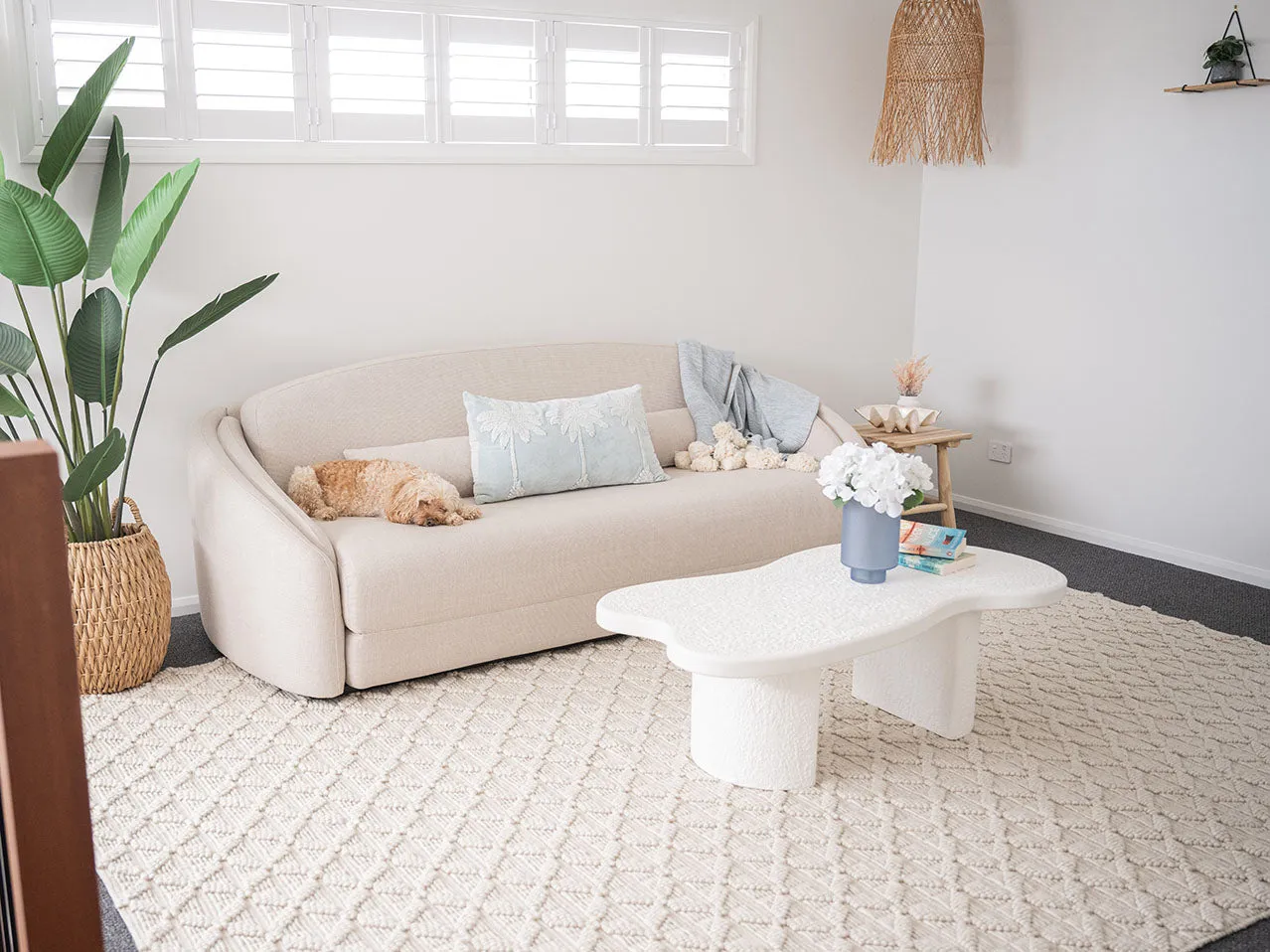 Hanna Ivory Leaflets Wool Blend Rug