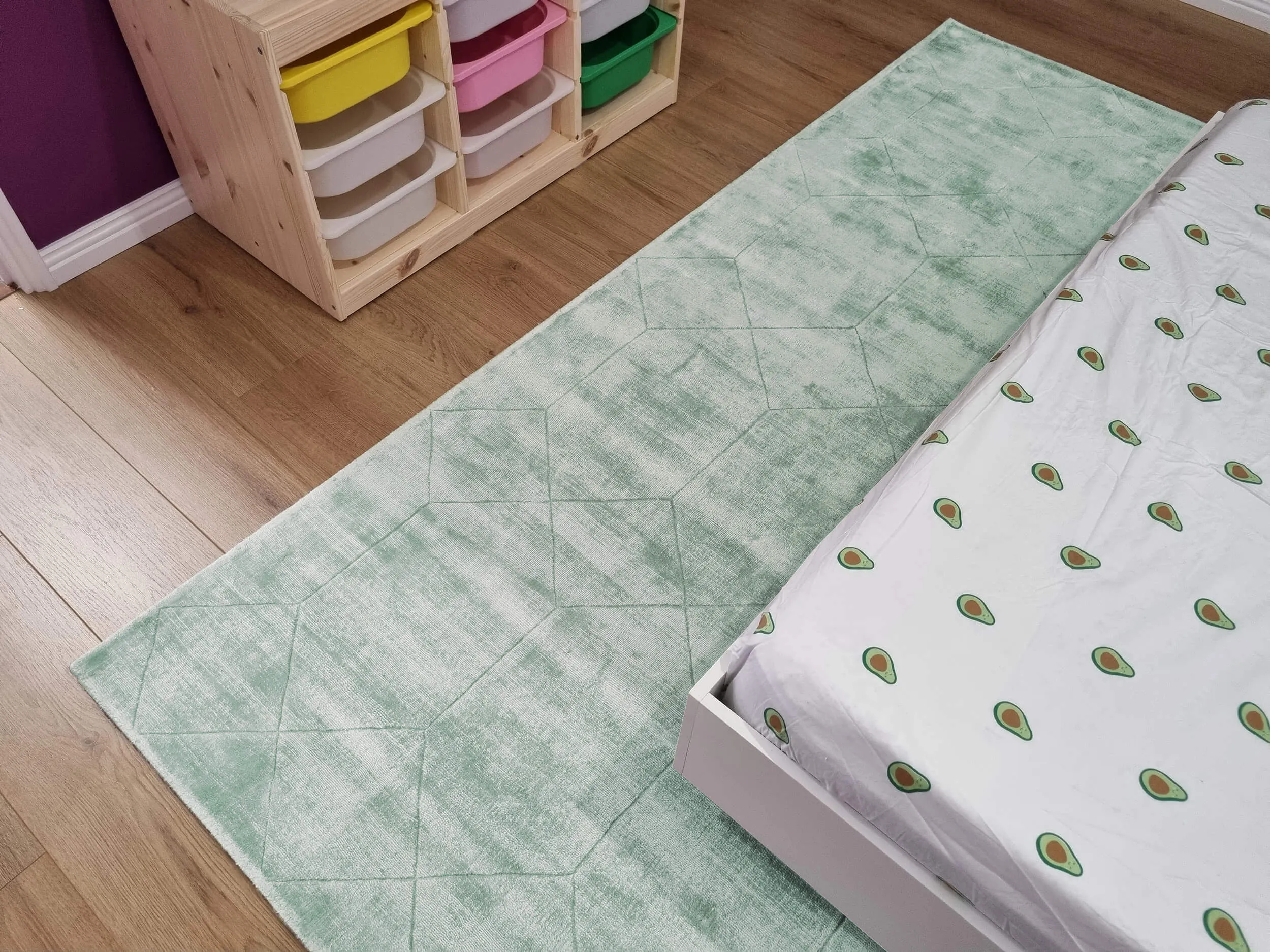 Harley Mint Green Geometric Viscose Rug *NO RETURNS UNLESS FAULTY