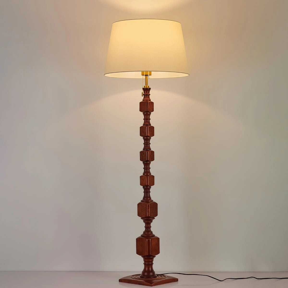 Hexas Floor Lamp