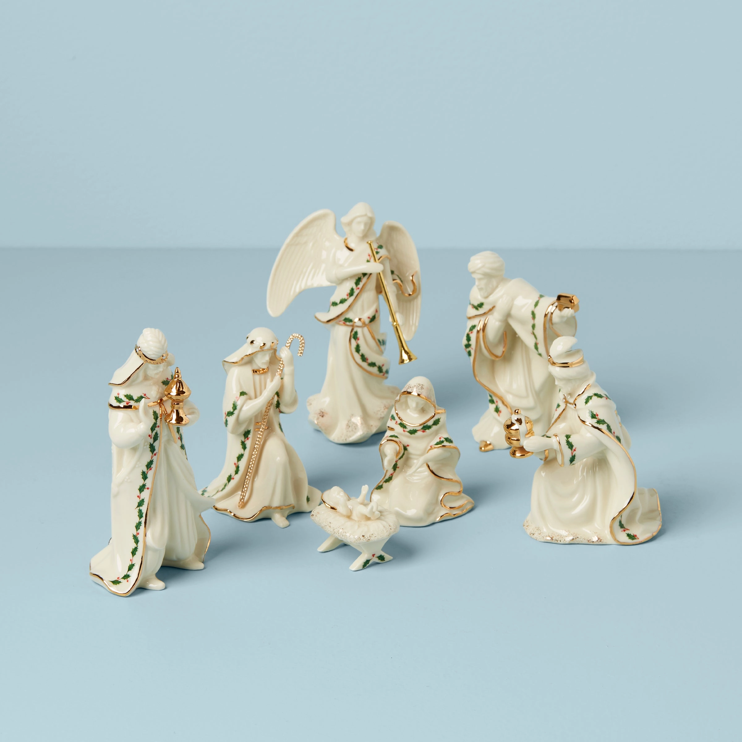 Holiday 7-Piece Mini Nativity Sethome decor ,wall decor 