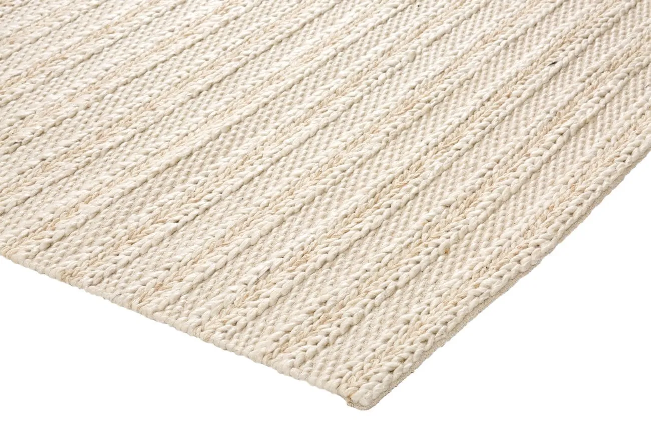 Isabella Marbled Ivory and Beige Braided Rug