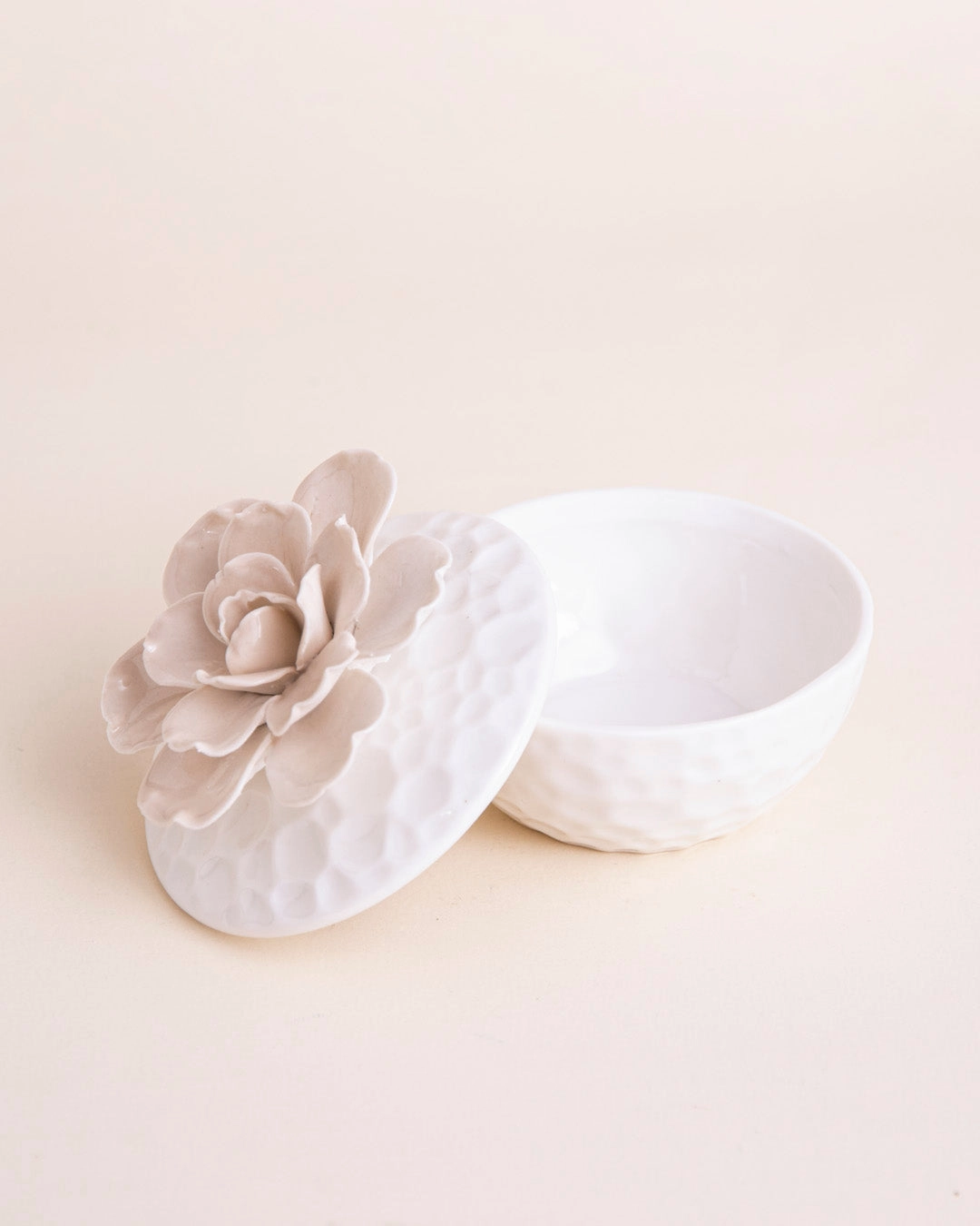 Ivory Rose Trinket Keeper - White