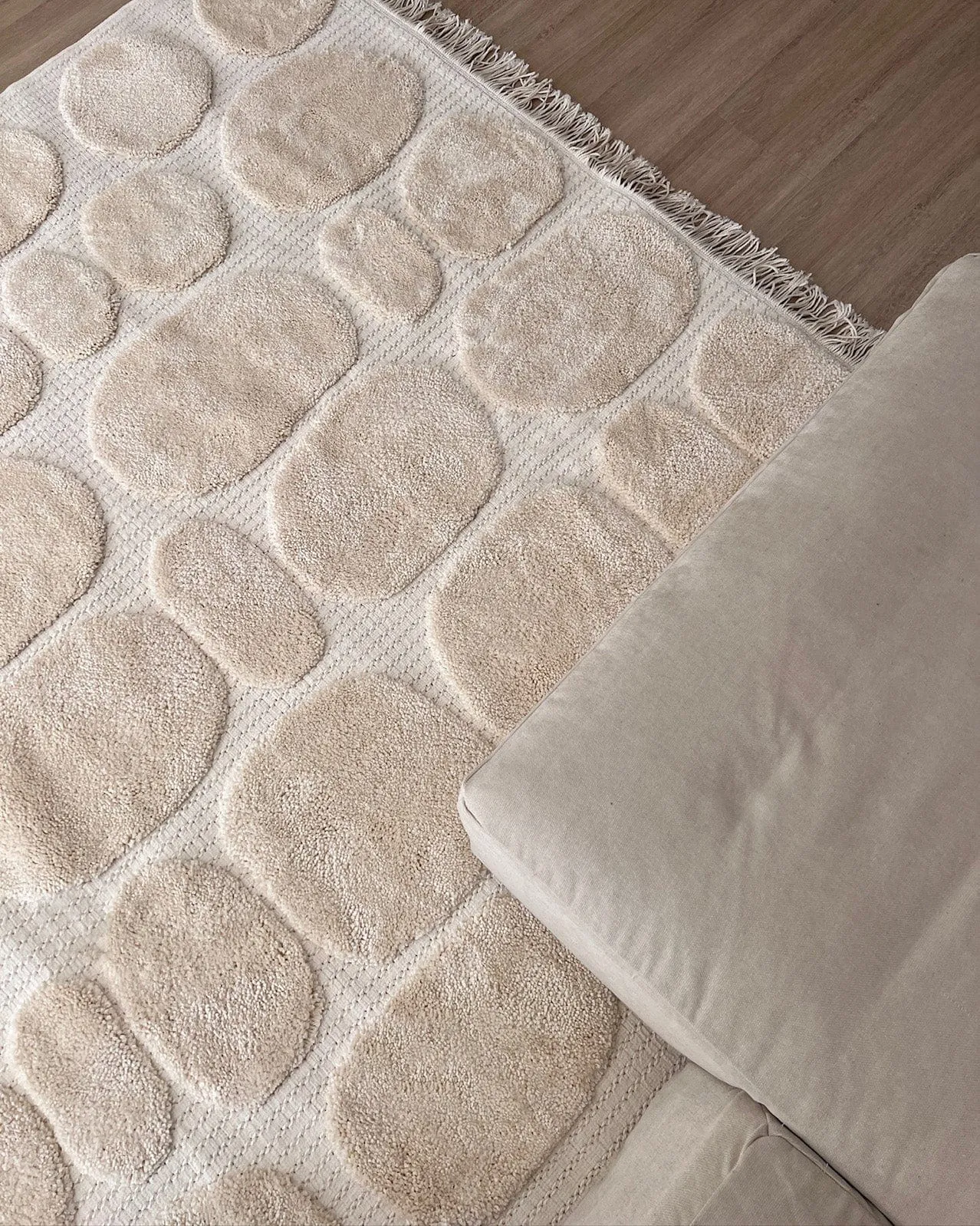 Jacinta Ivory Abstract Rug *NO RETURNS UNLESS FAULTY