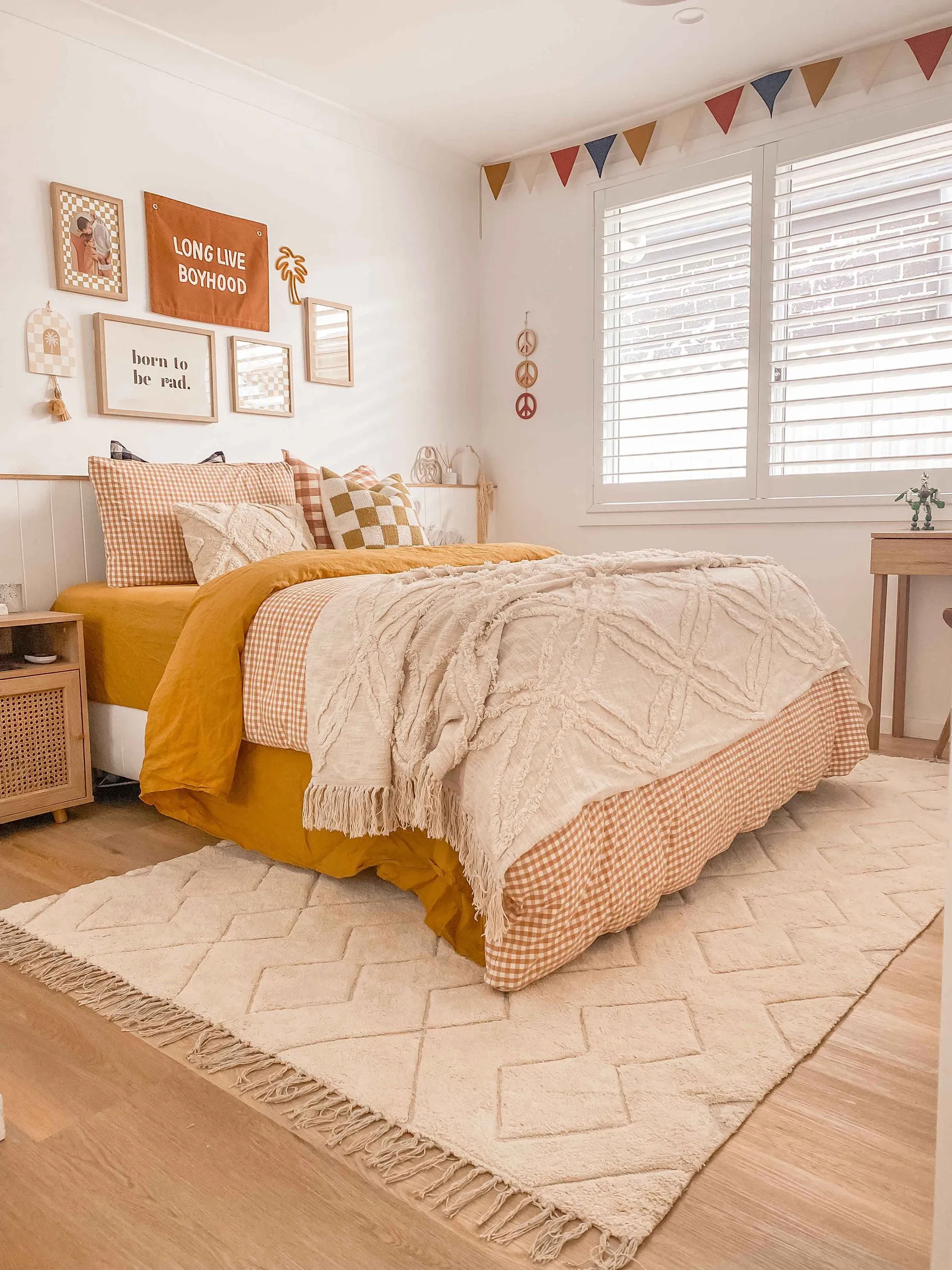 Jahna Cream Beige Diamond Tribal Washable Rug *NO RETURNS UNLESS FAULTY