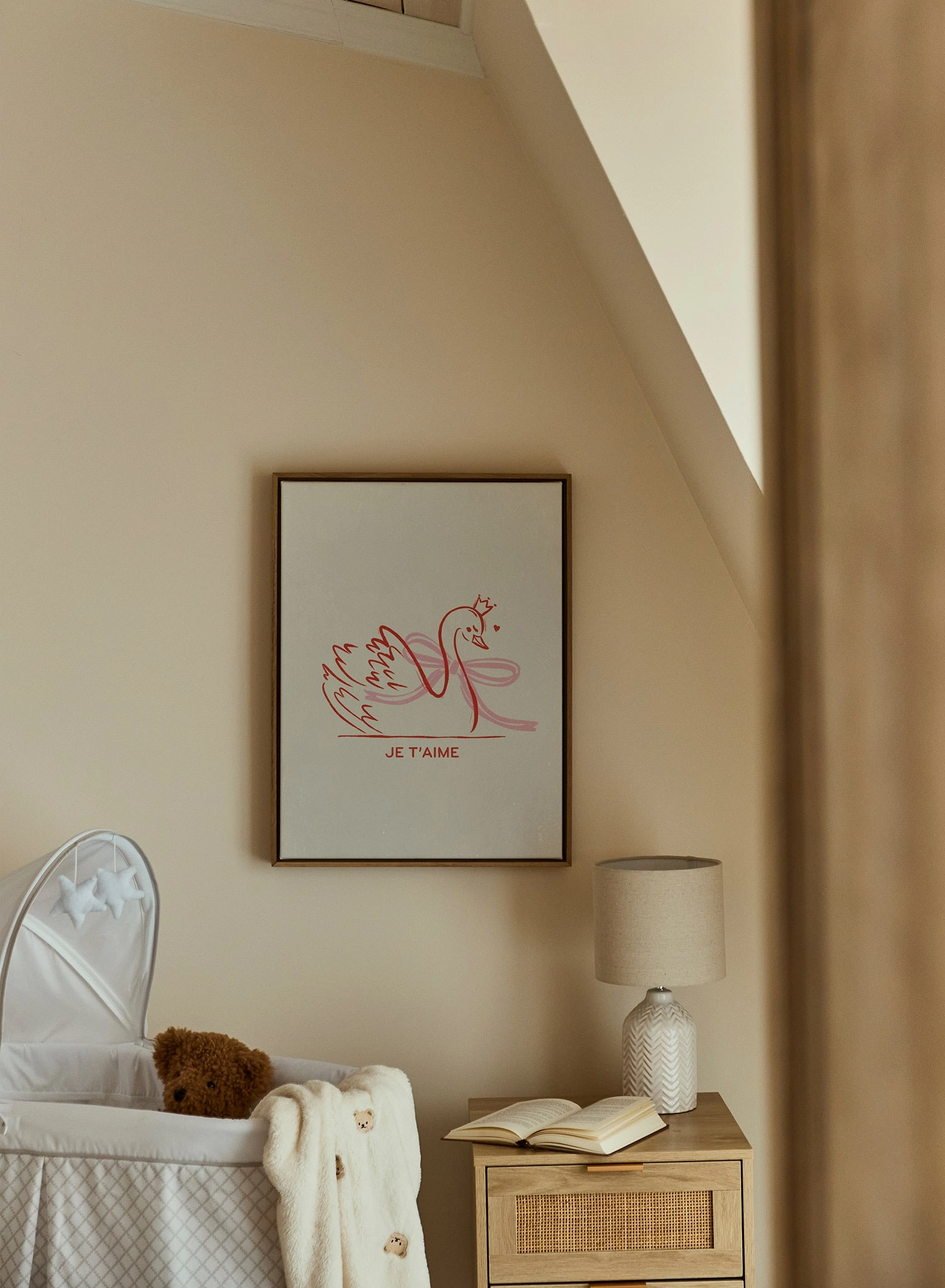 Je T'aime, Canvas