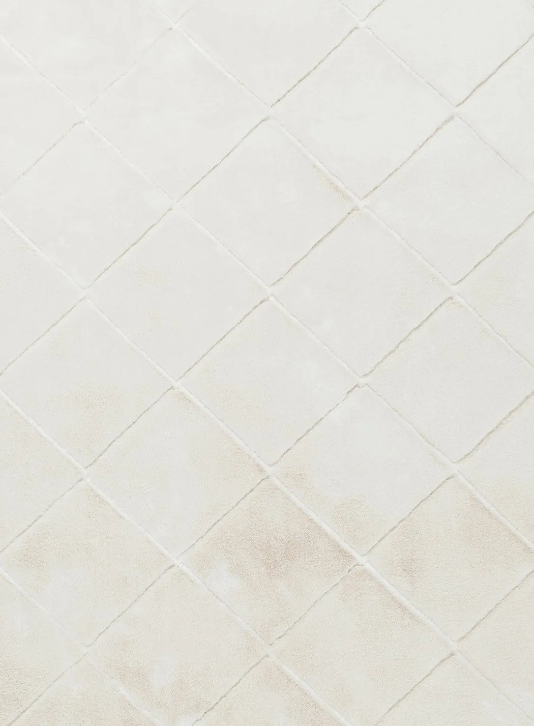 Jessa Ivory Cream Diamond Shag Rug