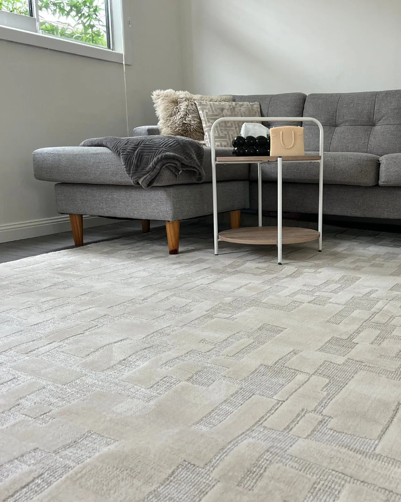 Jessie Ivory Cream Abstract Textured Rug *NO RETURNS UNLESS FAULTY