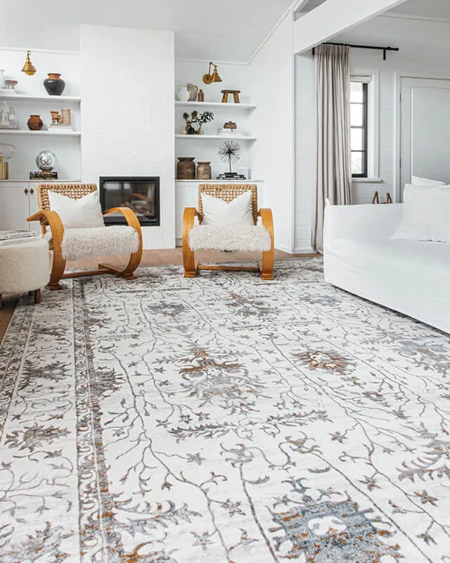 Jodhi Cream Blue And Tan Lustrous Traditional Rug *NO RETURNS UNLESS FAULTY
