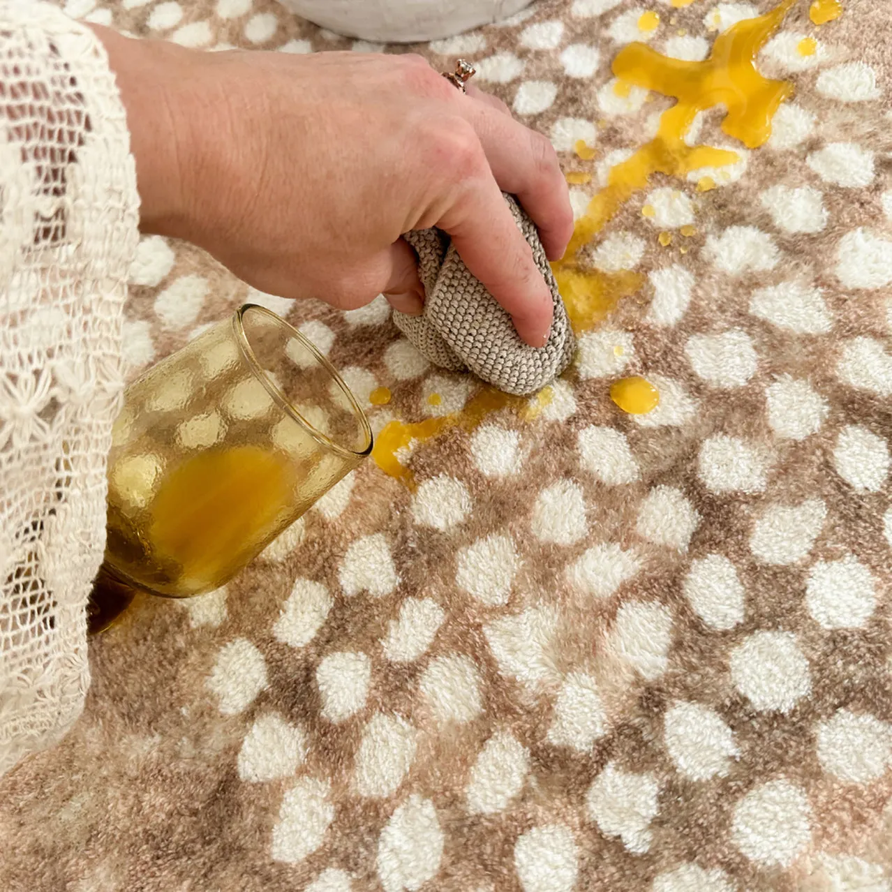 Joni Beige Cream Dot Pattern Pattern Washable Rug