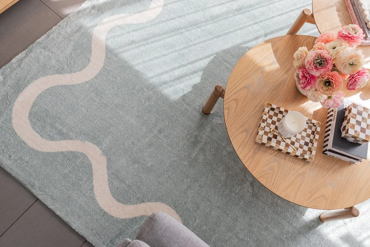 Kairo Green and Cream Wiggle Bordered Washable Rug