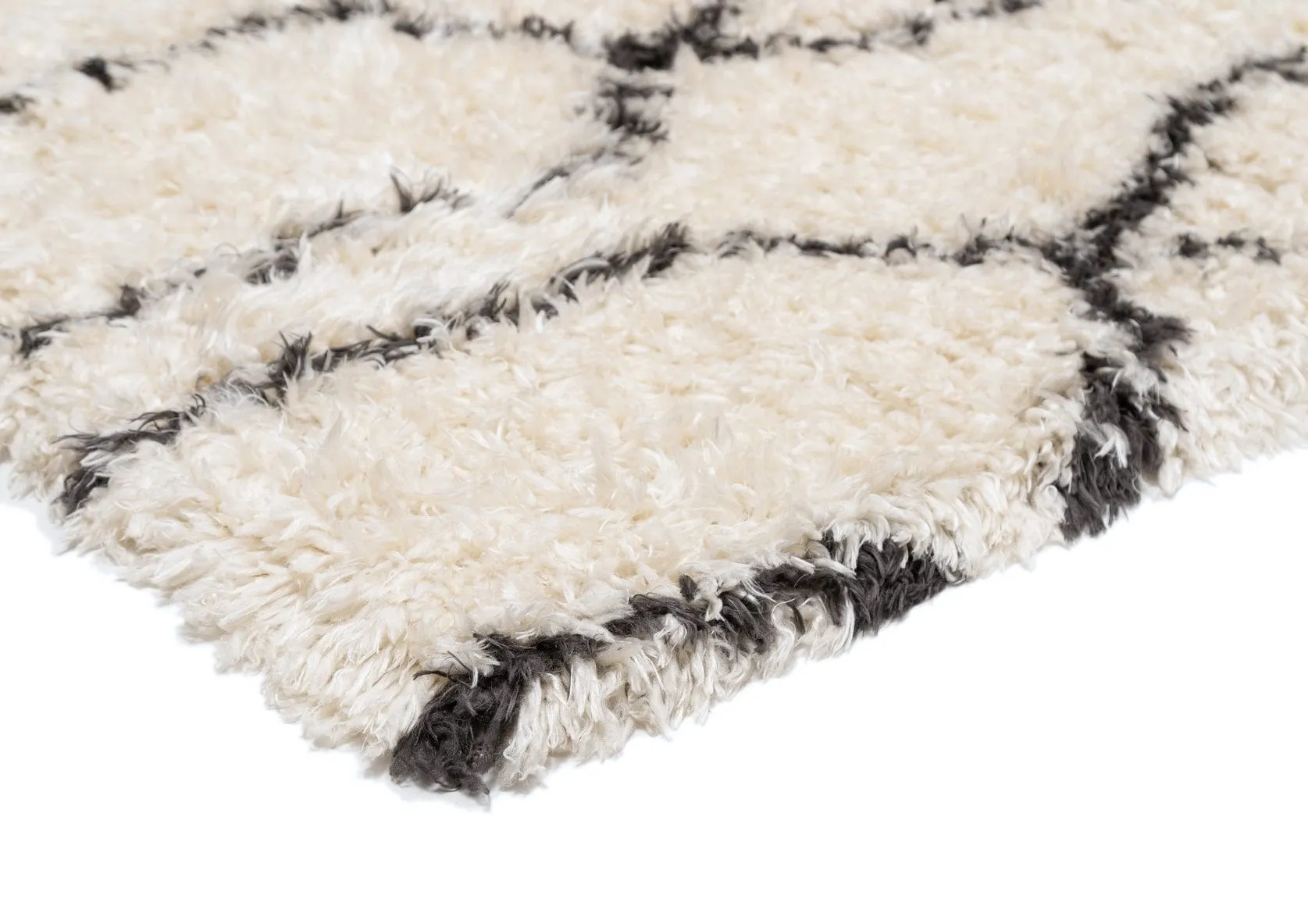 Kandake Cream & Black Tribal Shag Rug *NO RETURNS UNLESS FAULTY