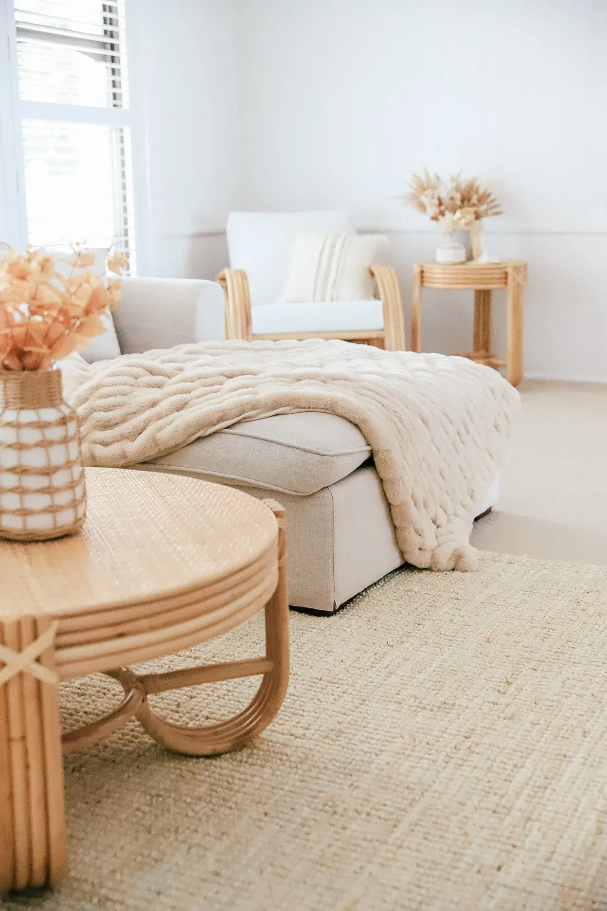 Kapoho Bleached Chunky Jute Rug