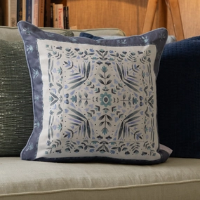Kari Printed Piped Cushion Denimbedding sets ,throw blankets 