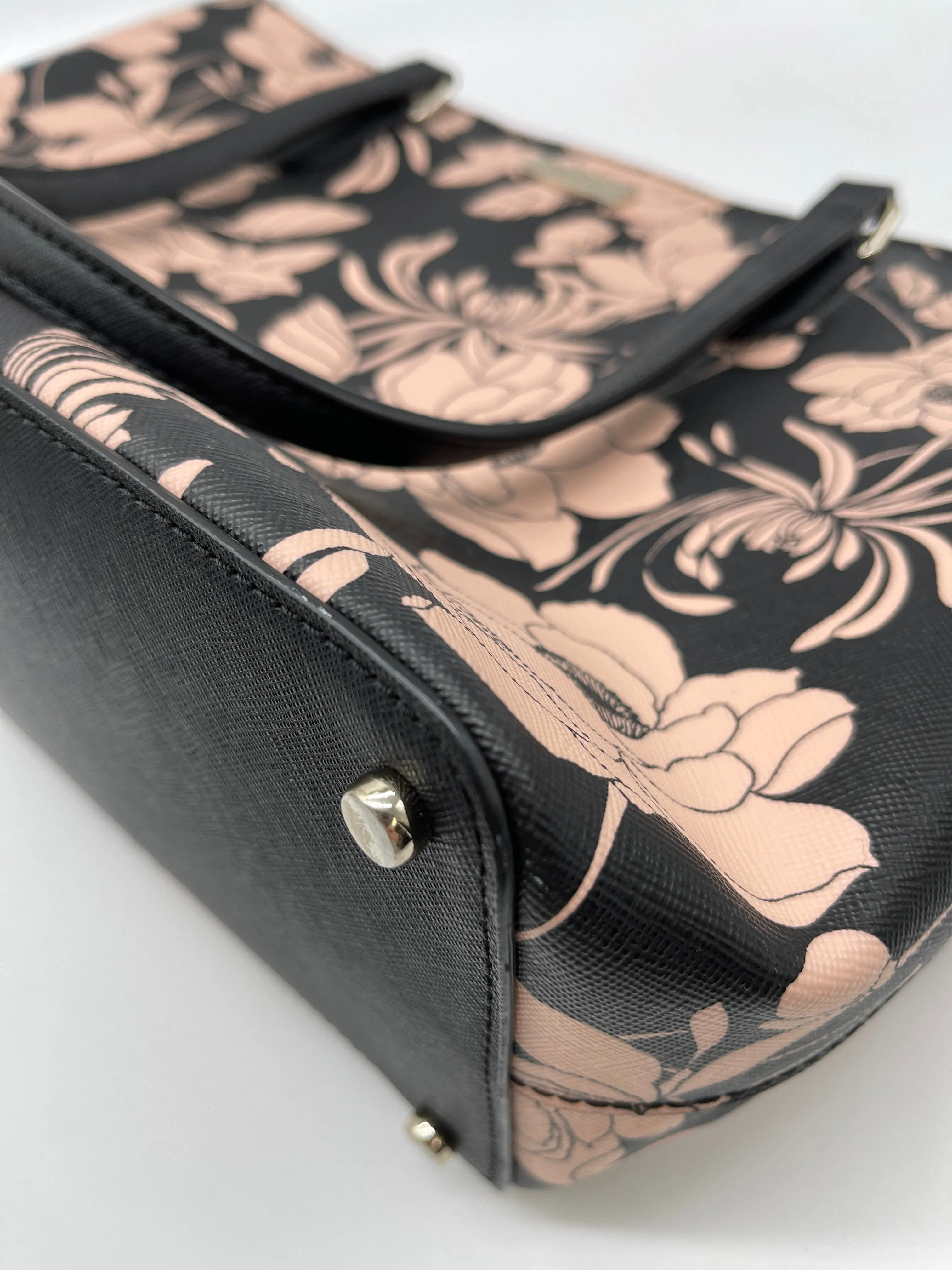Kate Spade Bags Handbag Designer By Kate Spade  Size: Medium