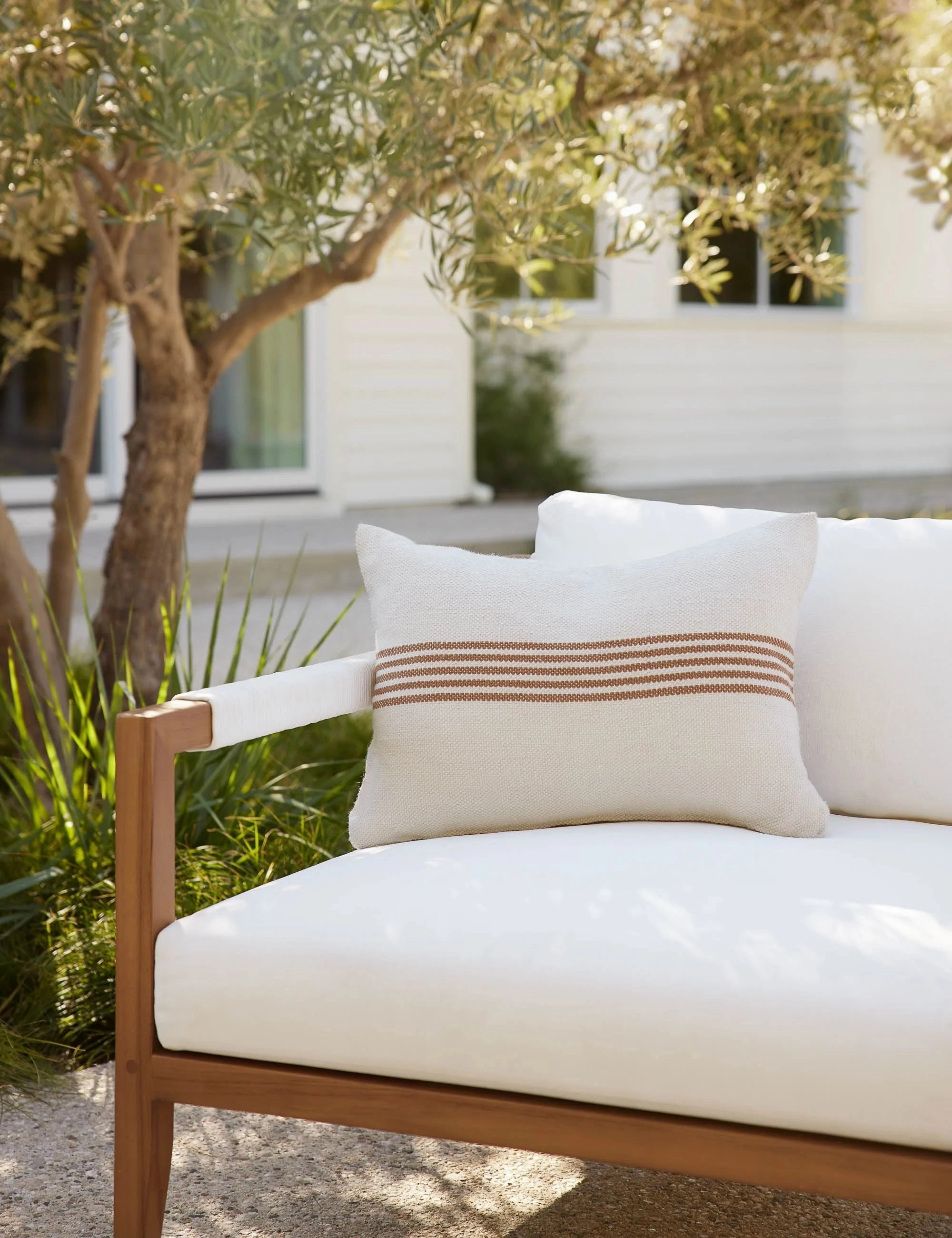 Katya Indoor / Outdoor Pillow