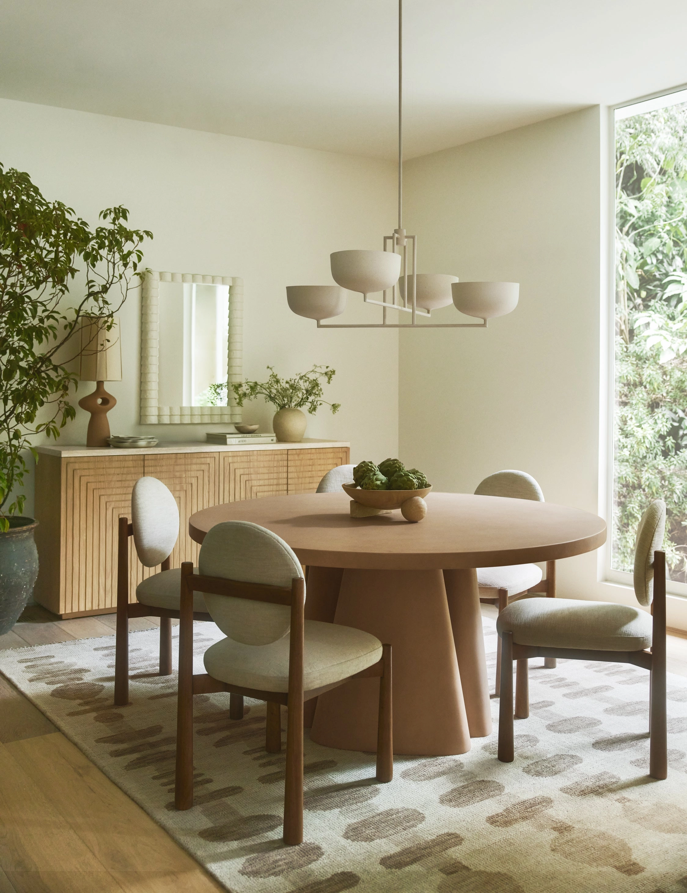 Keating Indoor / Outdoor Round Dining Table
