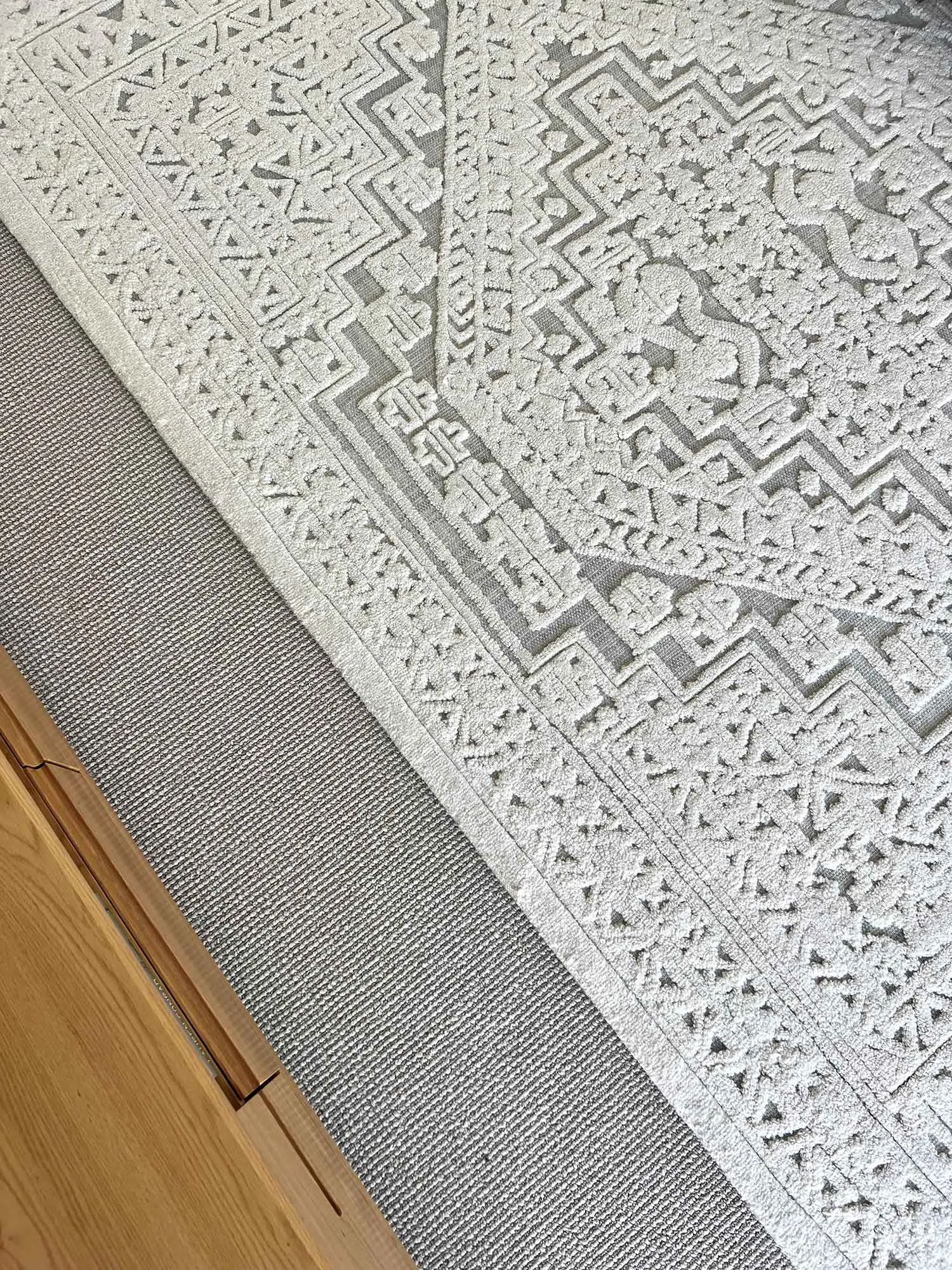Kirrily Blue Grey and Ivory Textured Tribal Rug *NO RETURNS UNLESS FAULTY