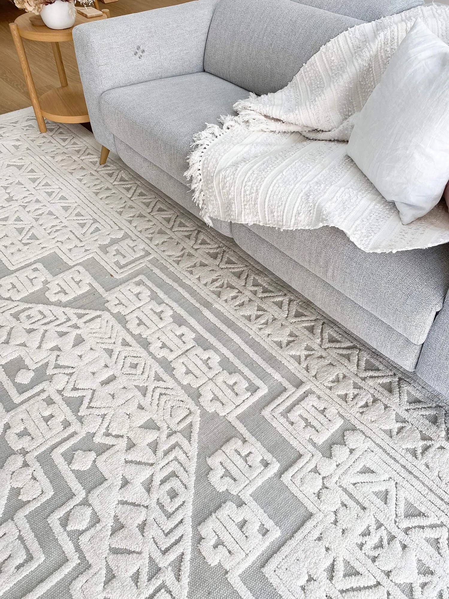 Kirrily Blue Grey and Ivory Textured Tribal Rug *NO RETURNS UNLESS FAULTY