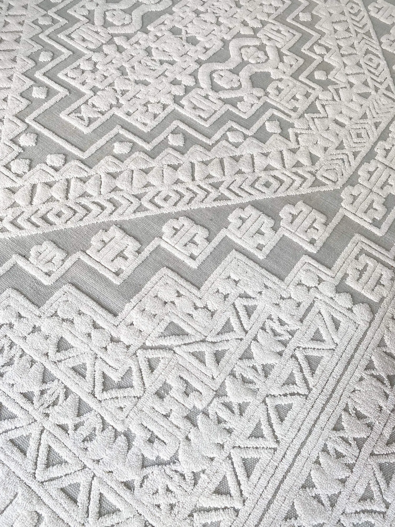Kirrily Blue Grey and Ivory Textured Tribal Rug *NO RETURNS UNLESS FAULTY