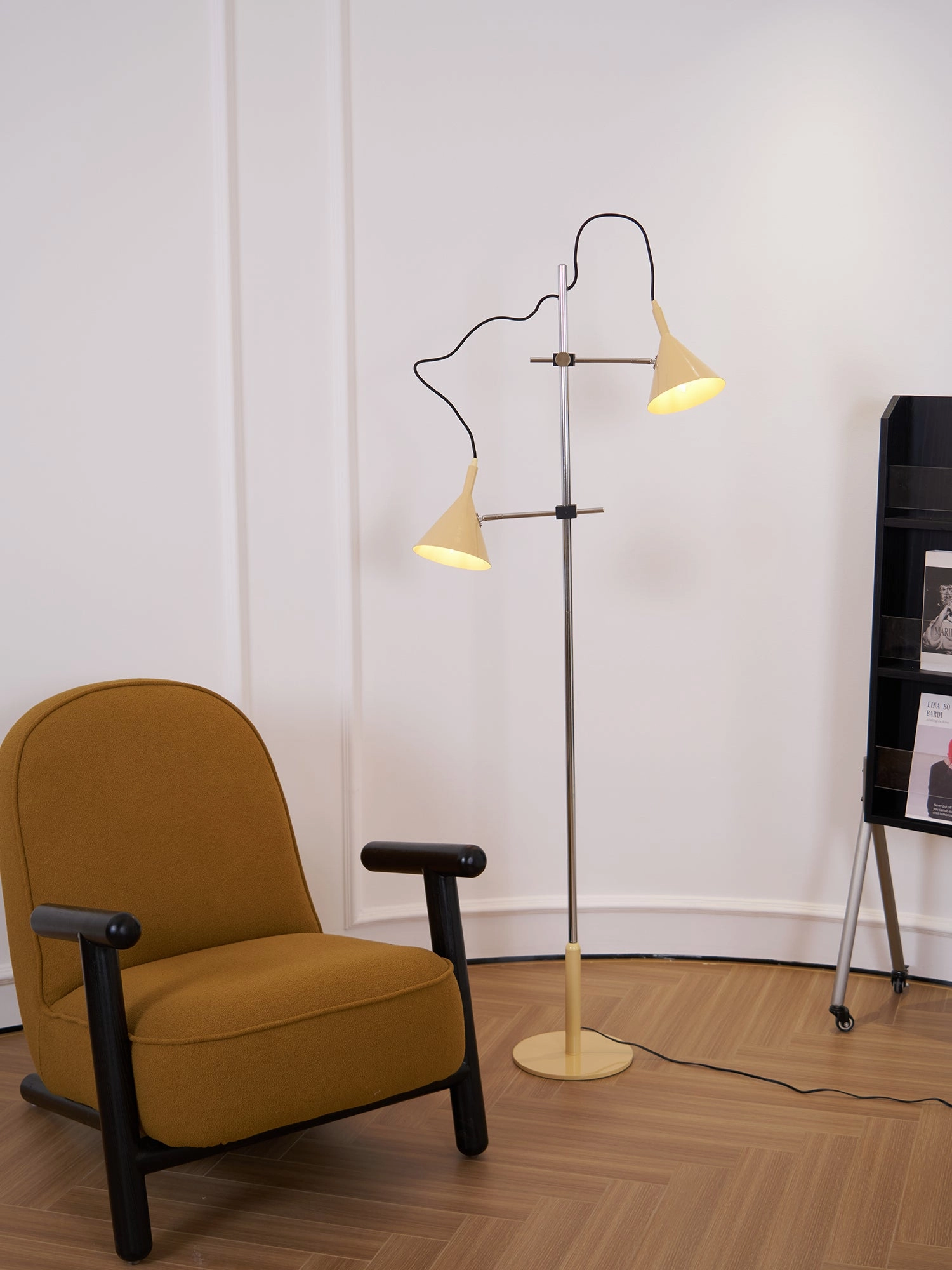 Laiton Floor Lamp