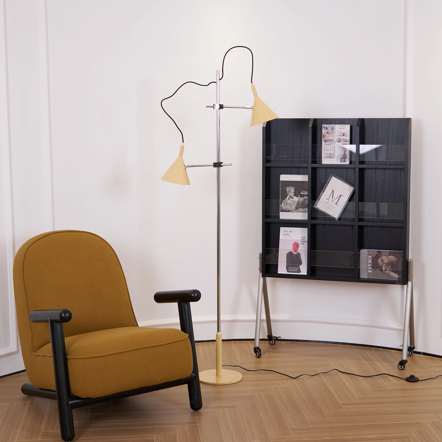 Laiton Floor Lamp