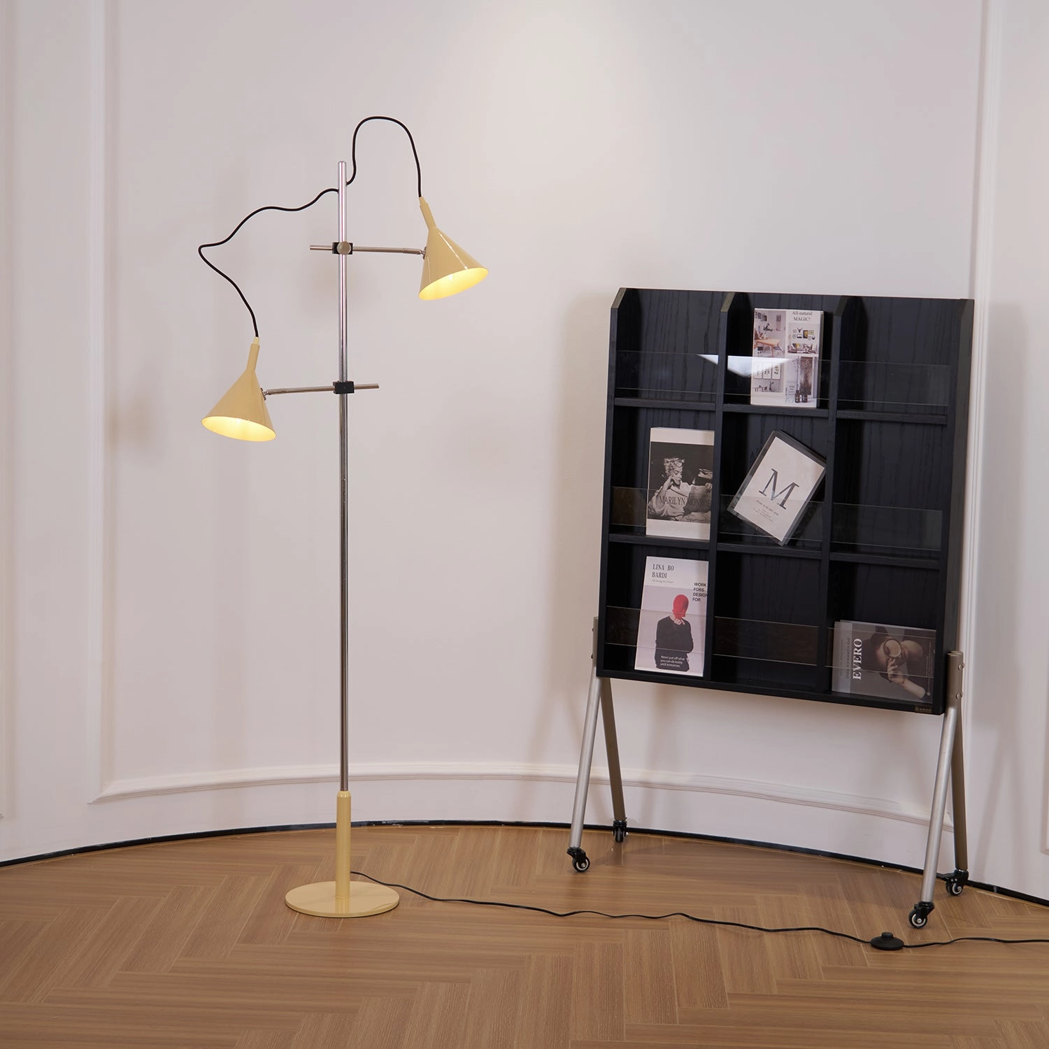 Laiton Floor Lamp