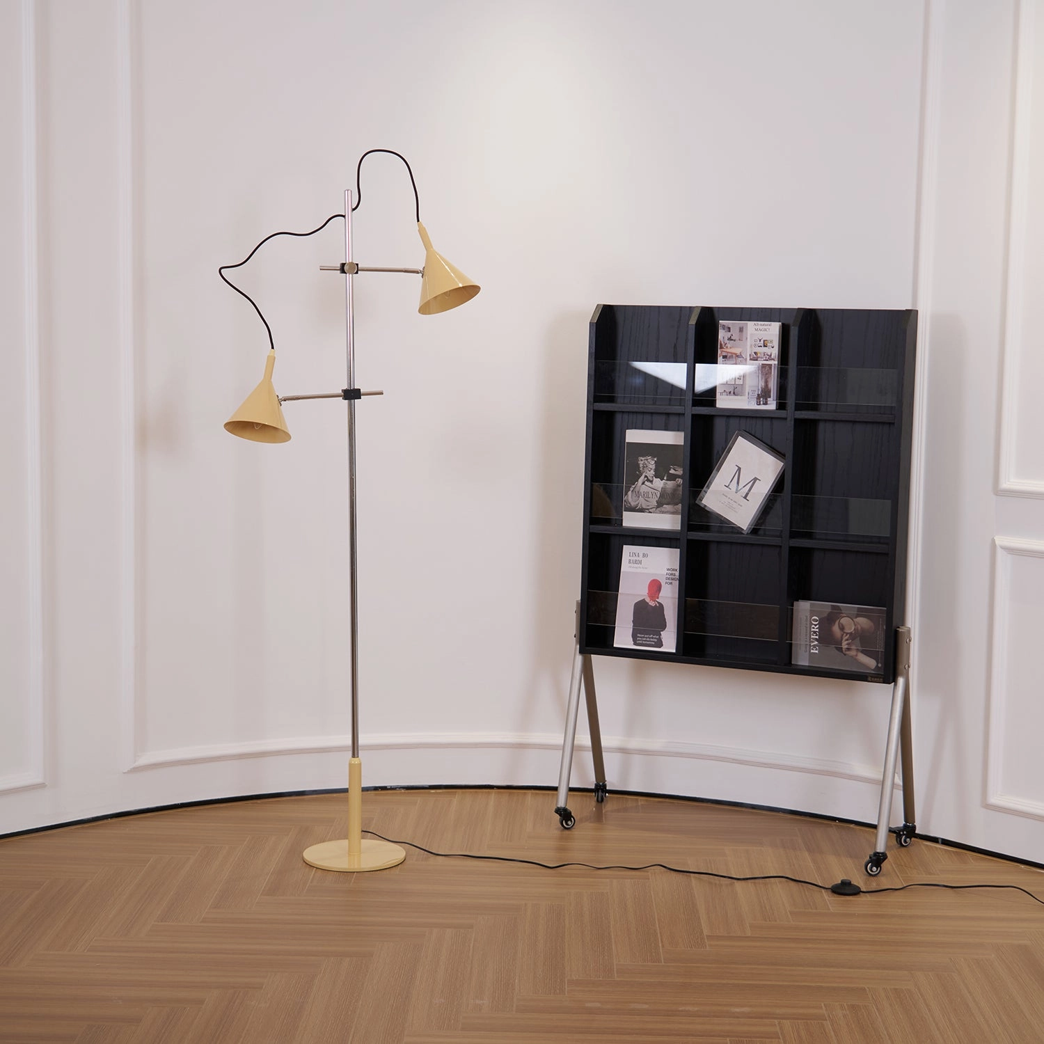 Laiton Floor Lamp