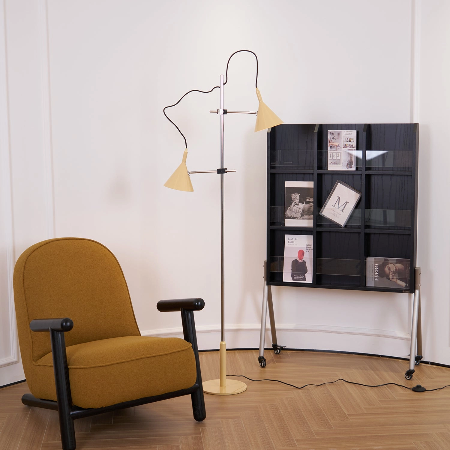 Laiton Floor Lamp