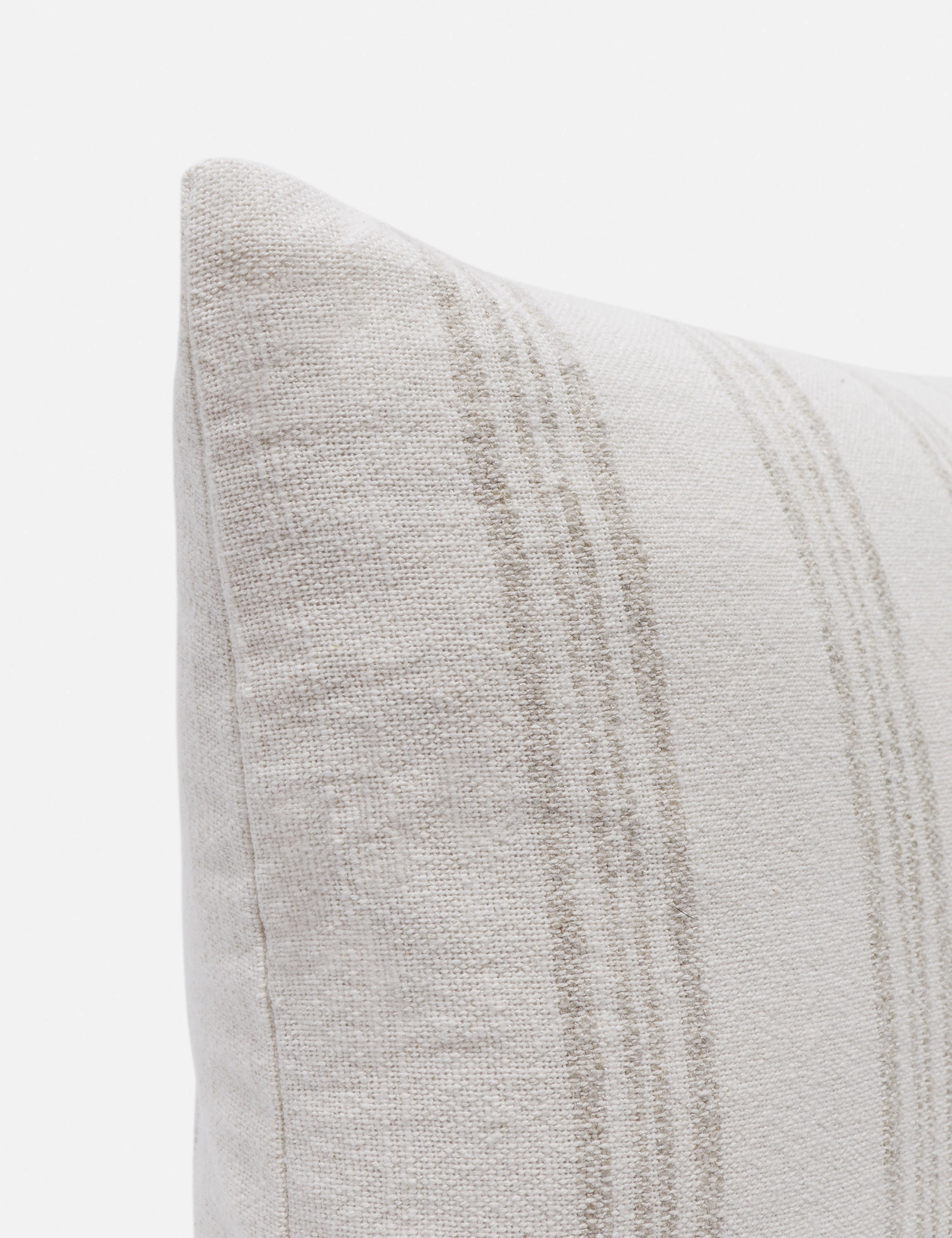 Lan Pillow
