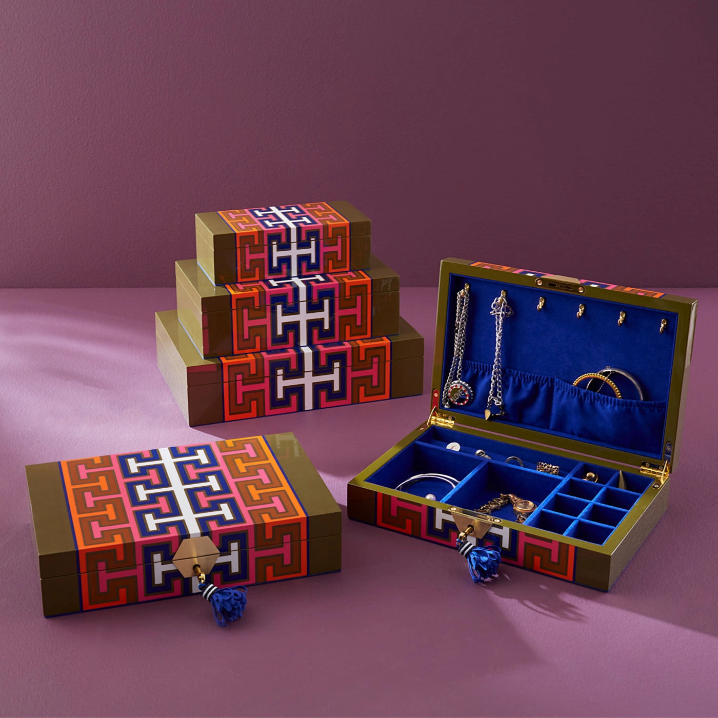 Large Madrid Lacquer Box