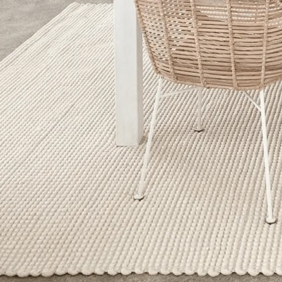 Larvic Ivory Chunky Wool Rug