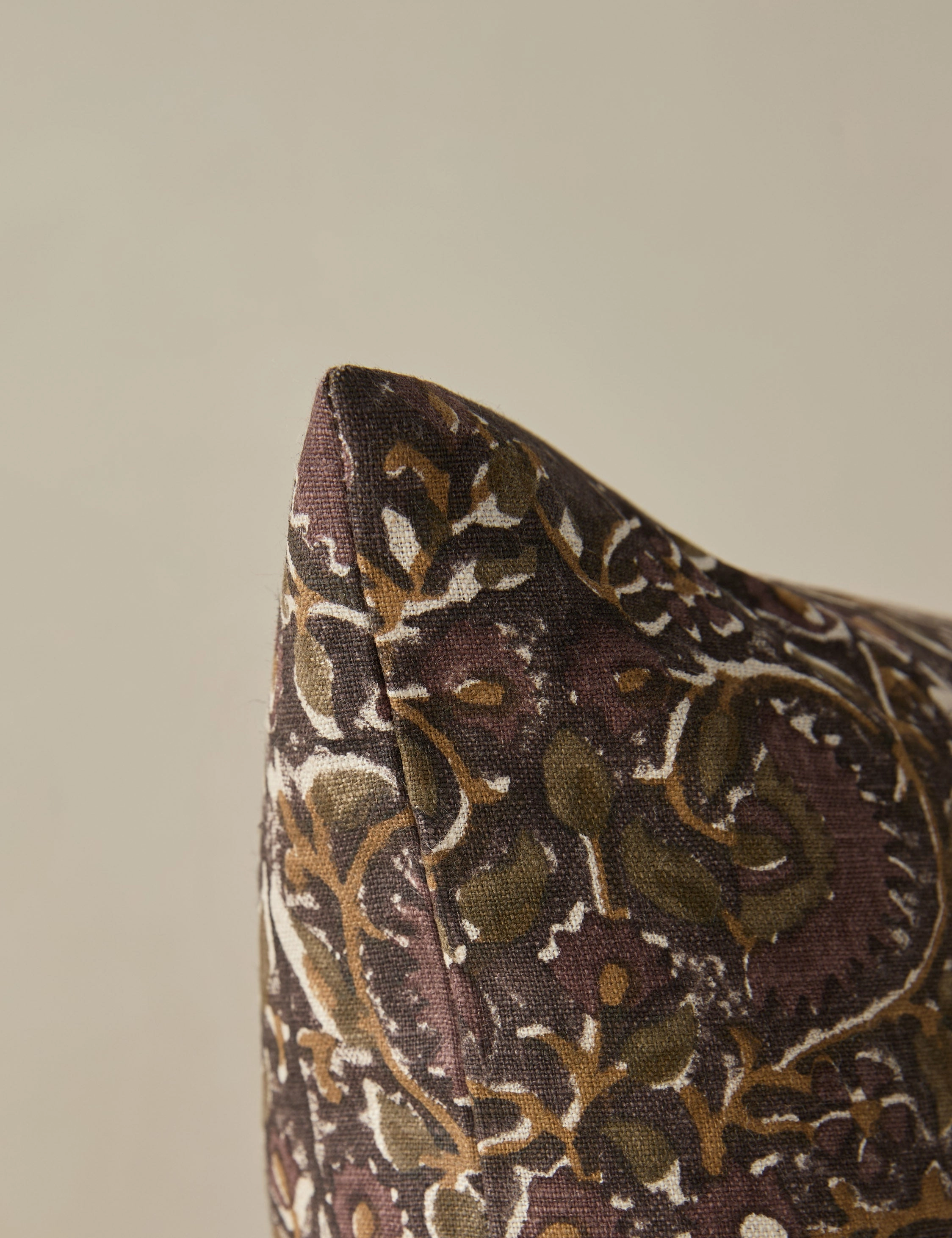 Lauritz Linen Pillow