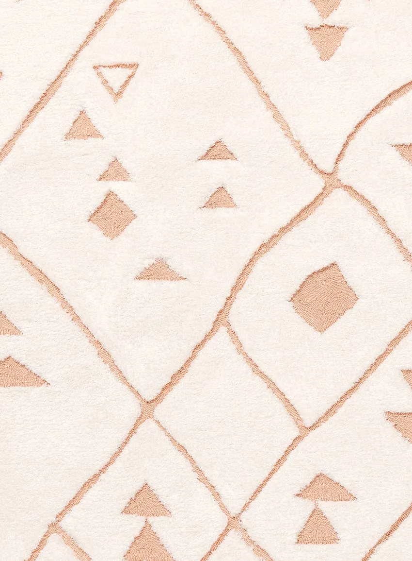 Leesha Cream and Peach Tribal Shag Rug *NO RETURNS UNLESS FAULTY