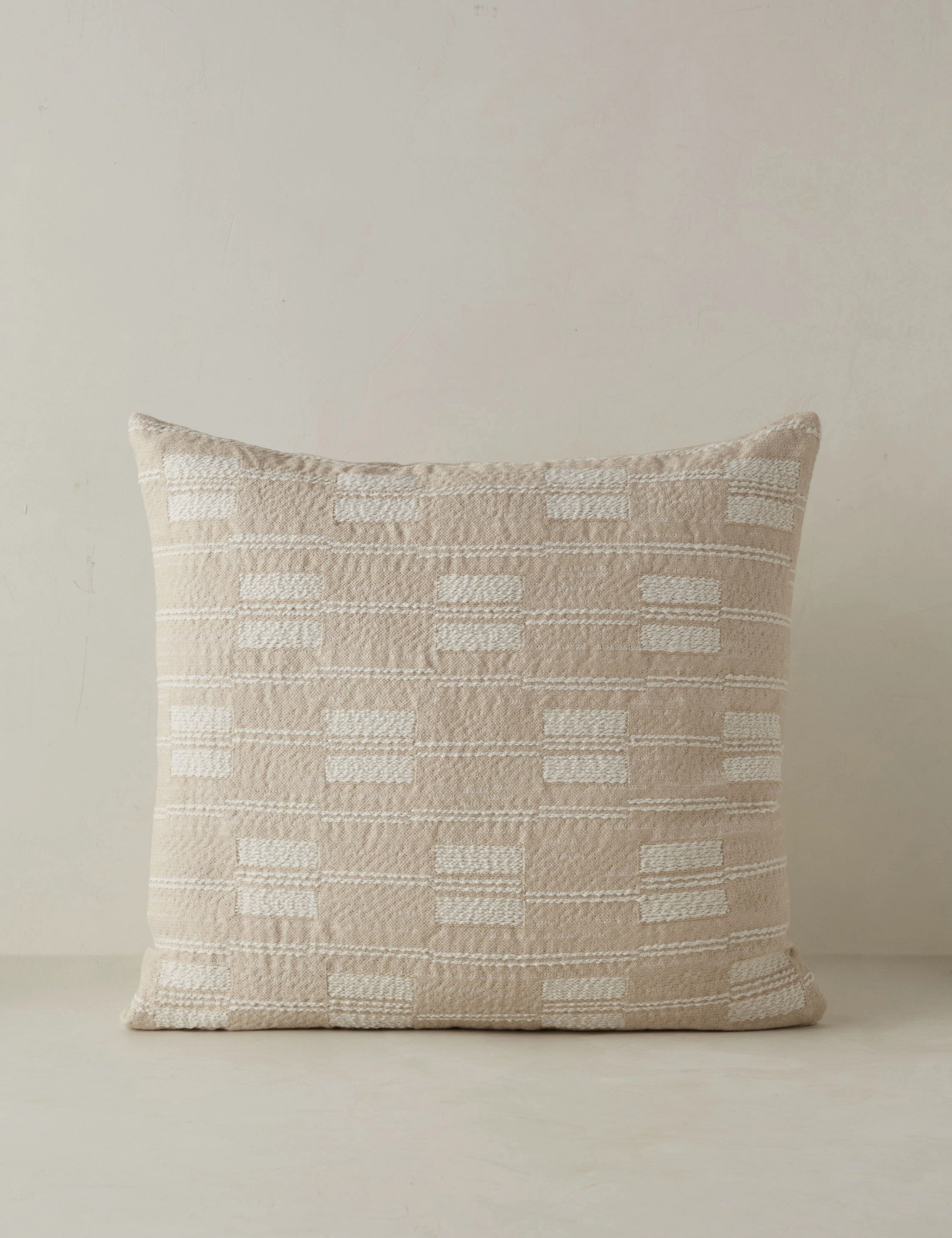 Leighton Indoor / Outdoor Pillowbedding sets ,throw blankets 