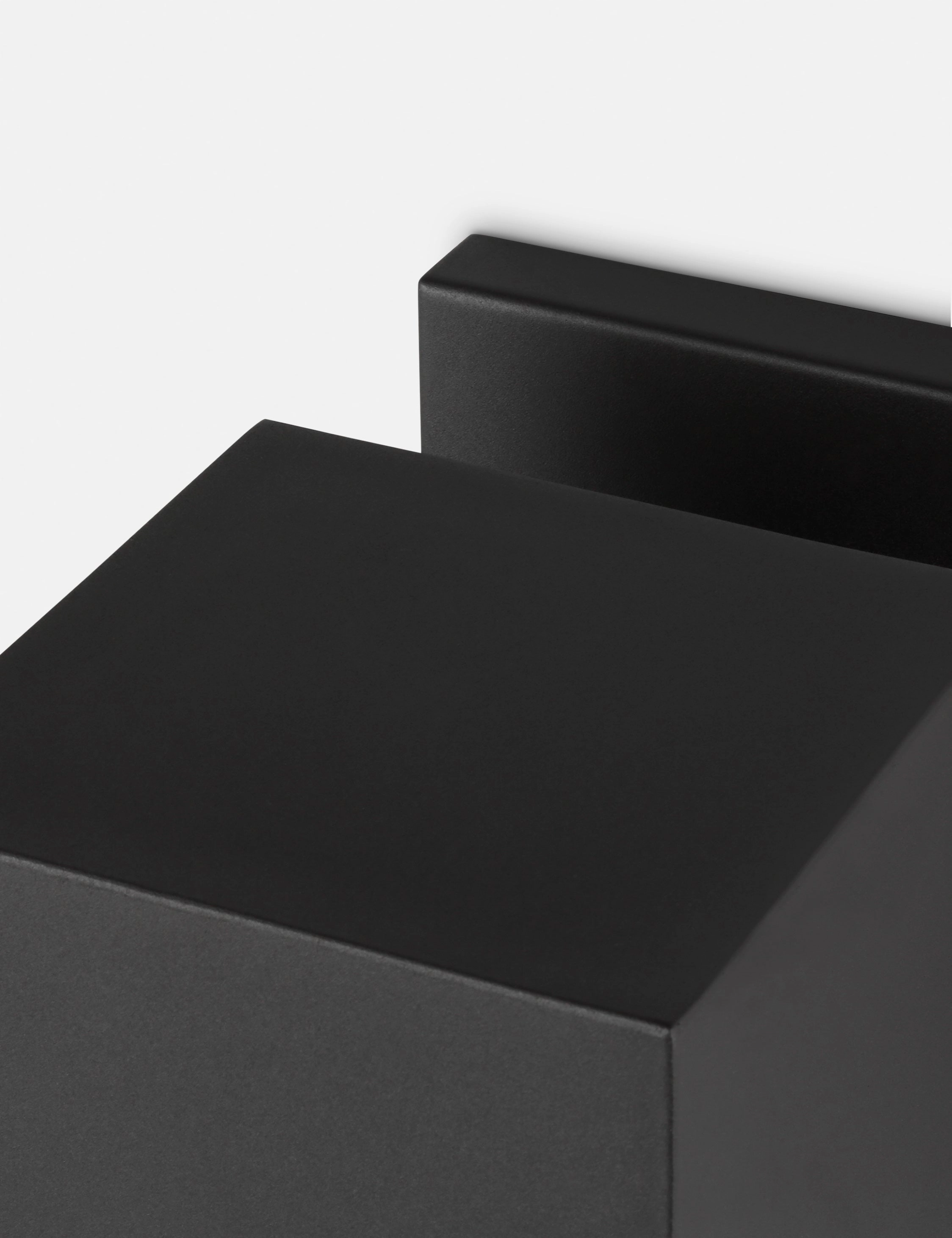 Lennart Outdoor Sconce
