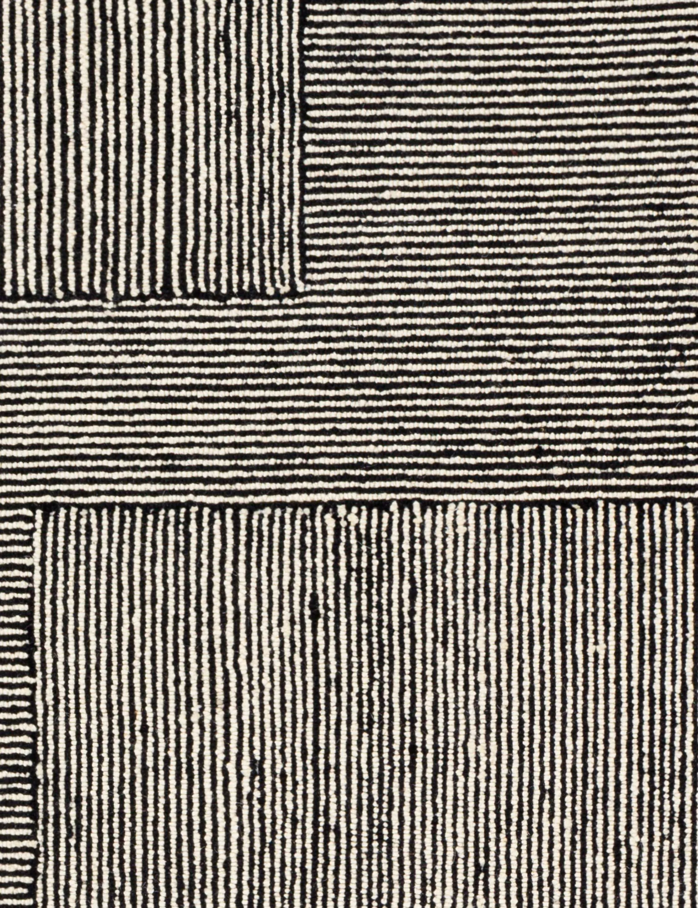 Leota Hand-Tufted Wool Rug