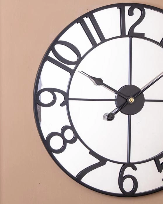 Lindsay Mirrored Wall Clock