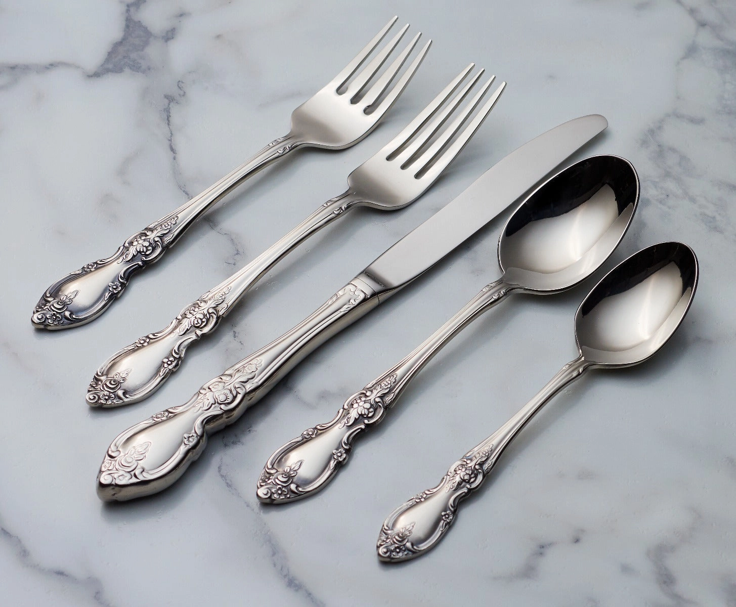 Louisiana 18/8 45 Piece Flatware Set