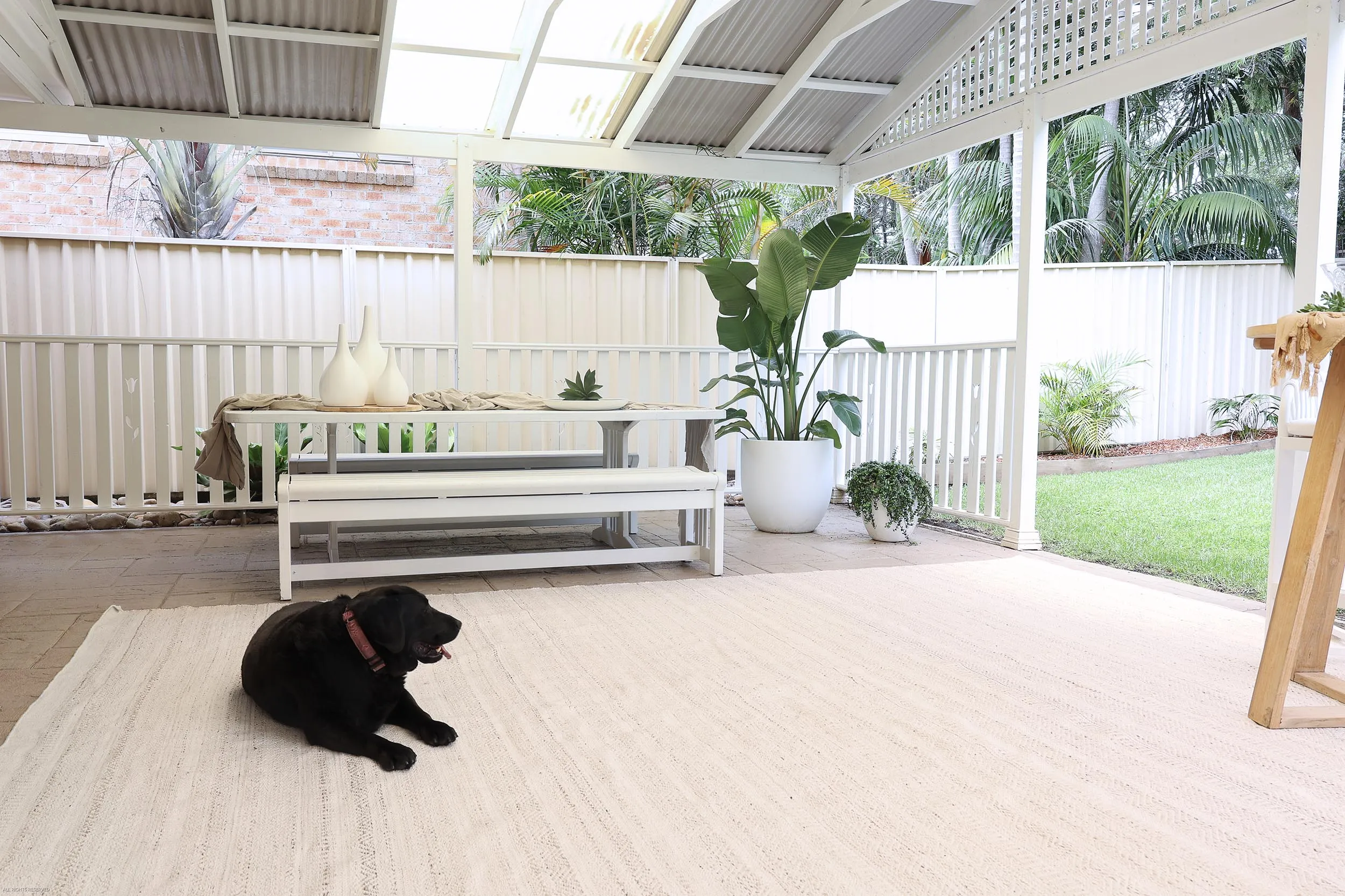 Lucinda Cream and Beige Indoor Outdoor PET Rug *NO RETURNS UNLESS FAULTY