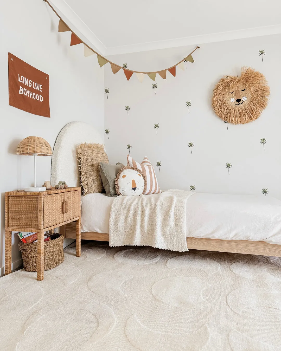 Lucy Beige Cream Half-Moon Pattern Rug *NO RETURNS UNLESS FAULTY