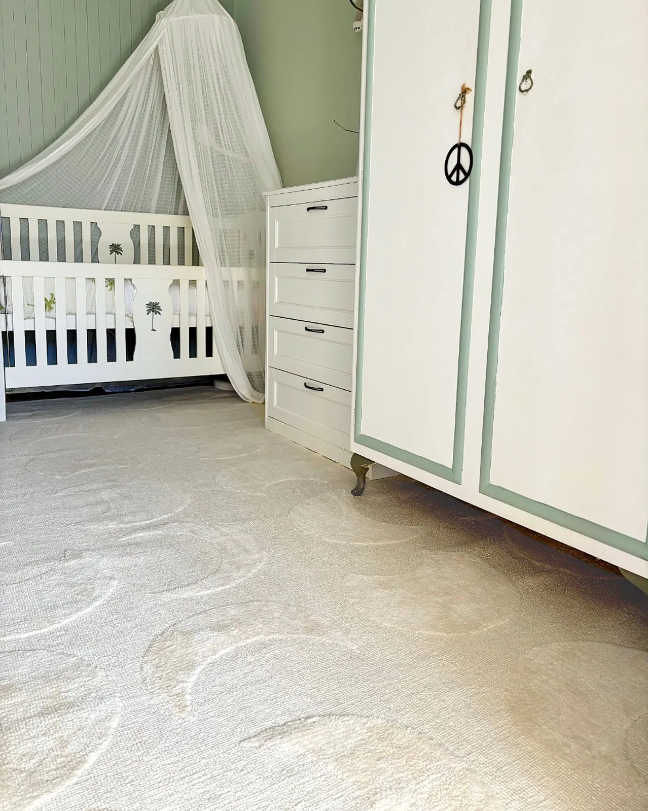 Lucy Beige Cream Half-Moon Pattern Rug *NO RETURNS UNLESS FAULTY
