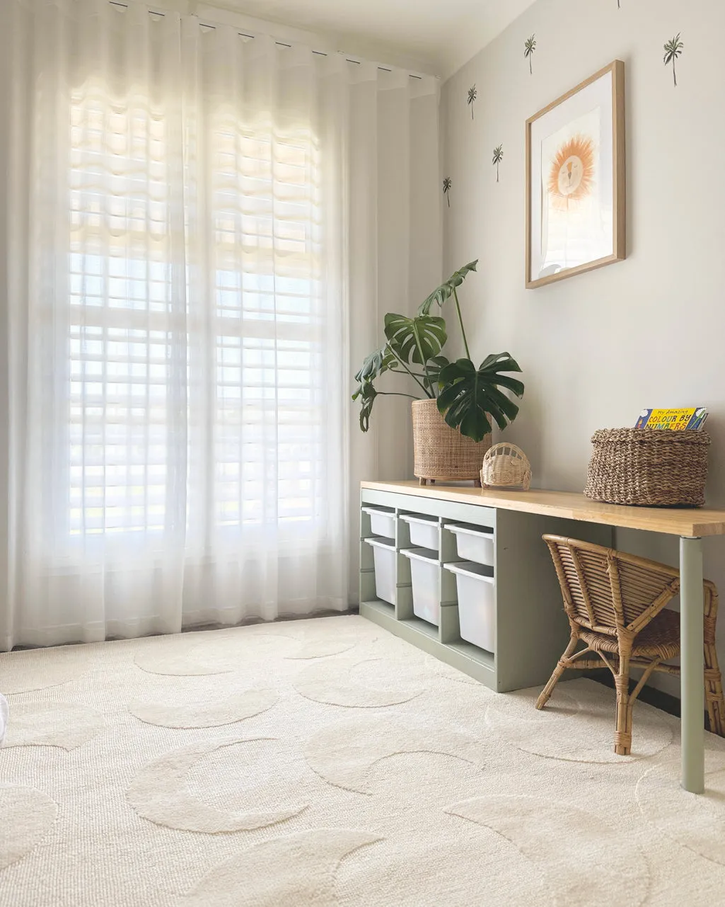 Lucy Beige Cream Half-Moon Pattern Rug *NO RETURNS UNLESS FAULTY