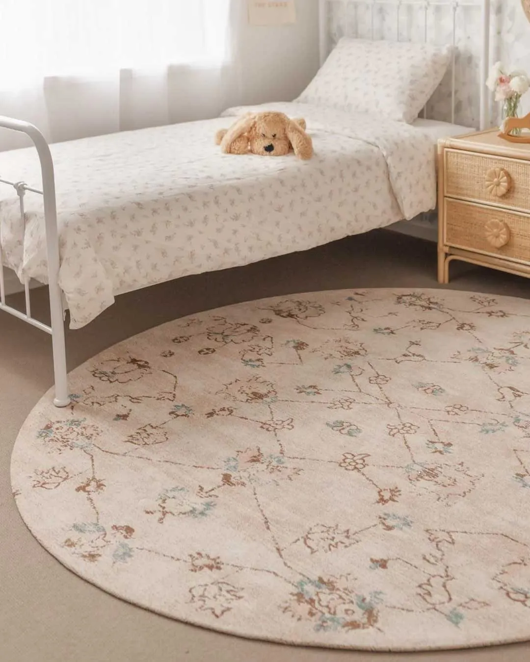 Luna Blue and Pink Floral Round Rug *NO RETURNS UNLESS FAULTY